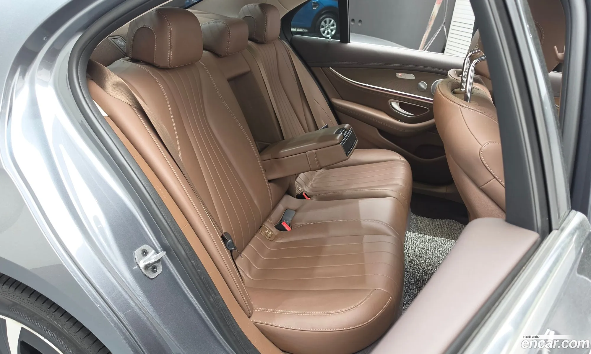 Mercedes-Benz E-Class W213 2019 — 15