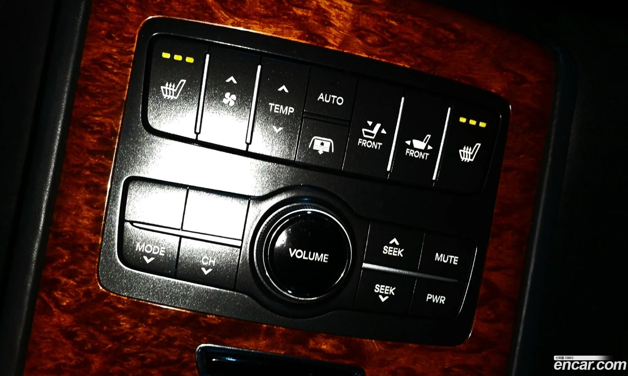 Hyundai Equus 2010 — 8
