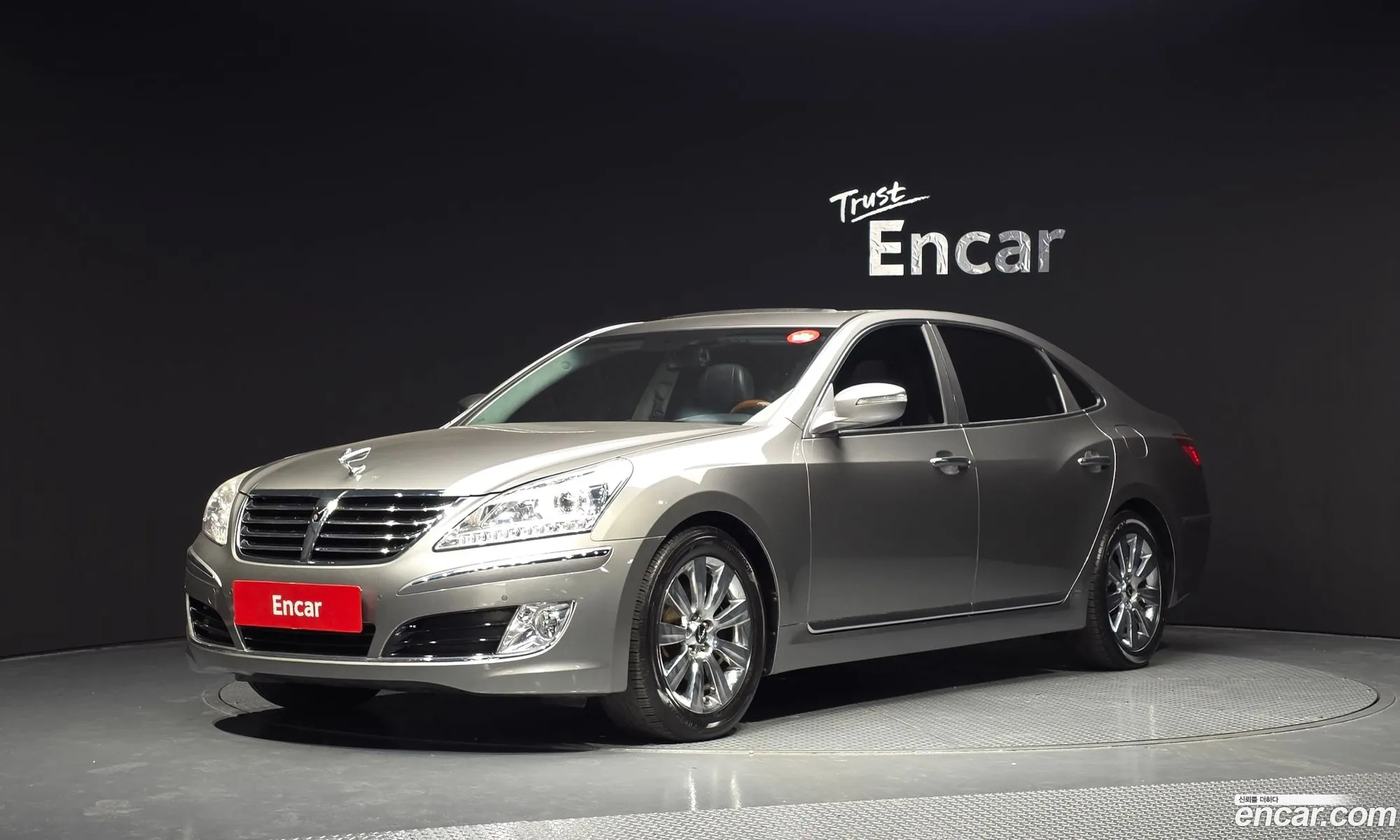 Hyundai Equus 2010 — 9