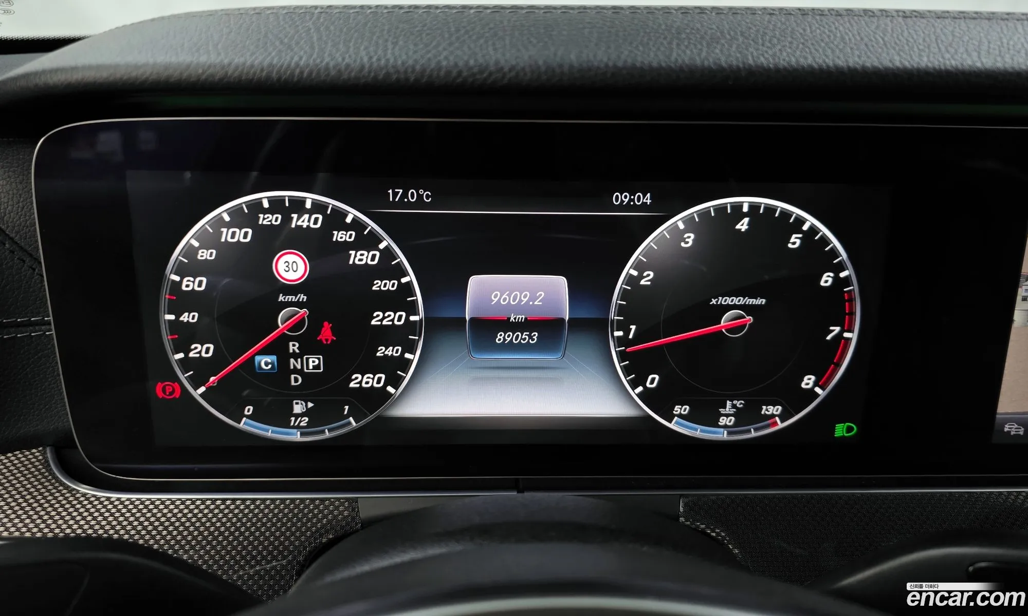 Mercedes-Benz E-Class W213 2017 WDDZF4KB666666766 — 32