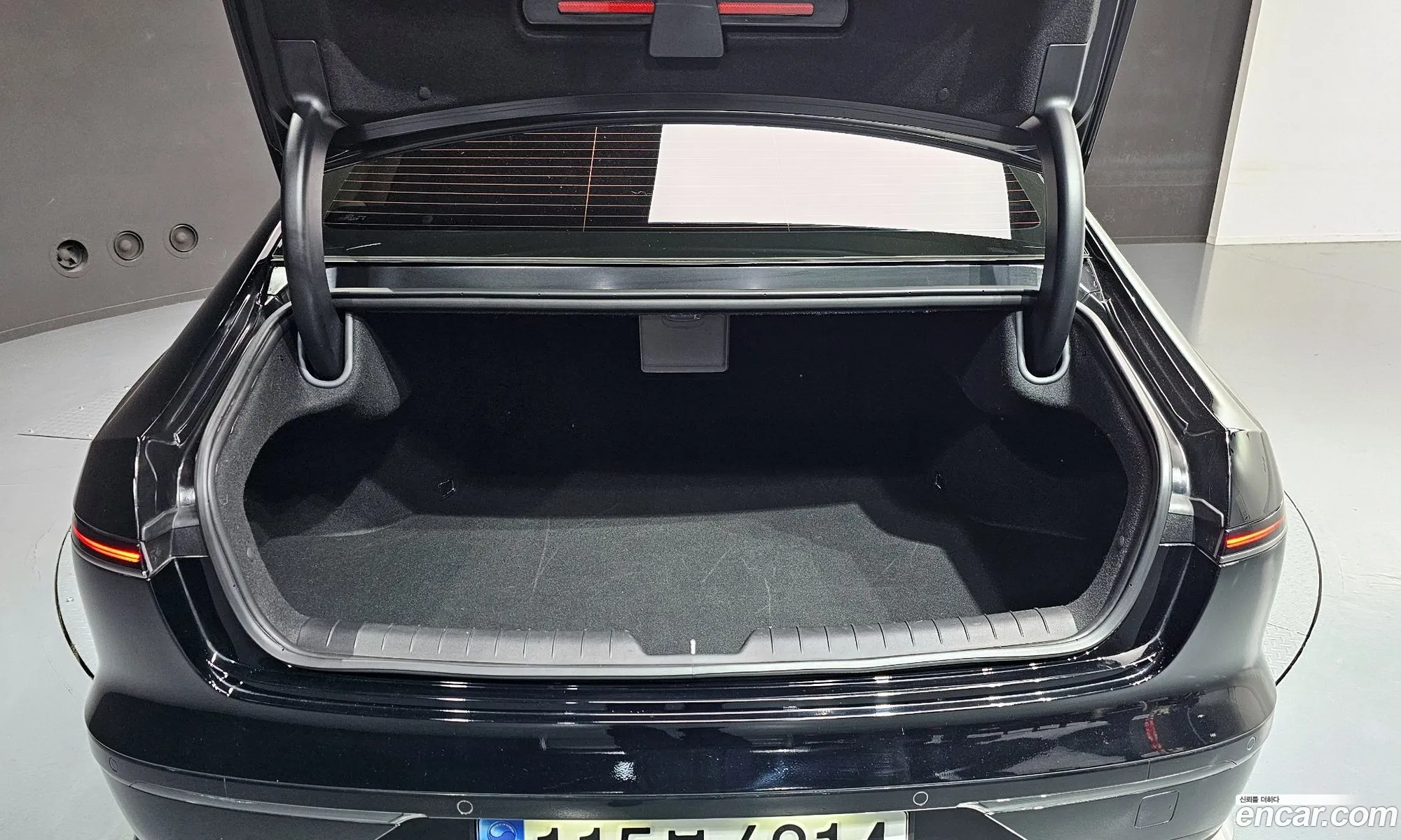 Hyundai Grandeur 2023 — 2