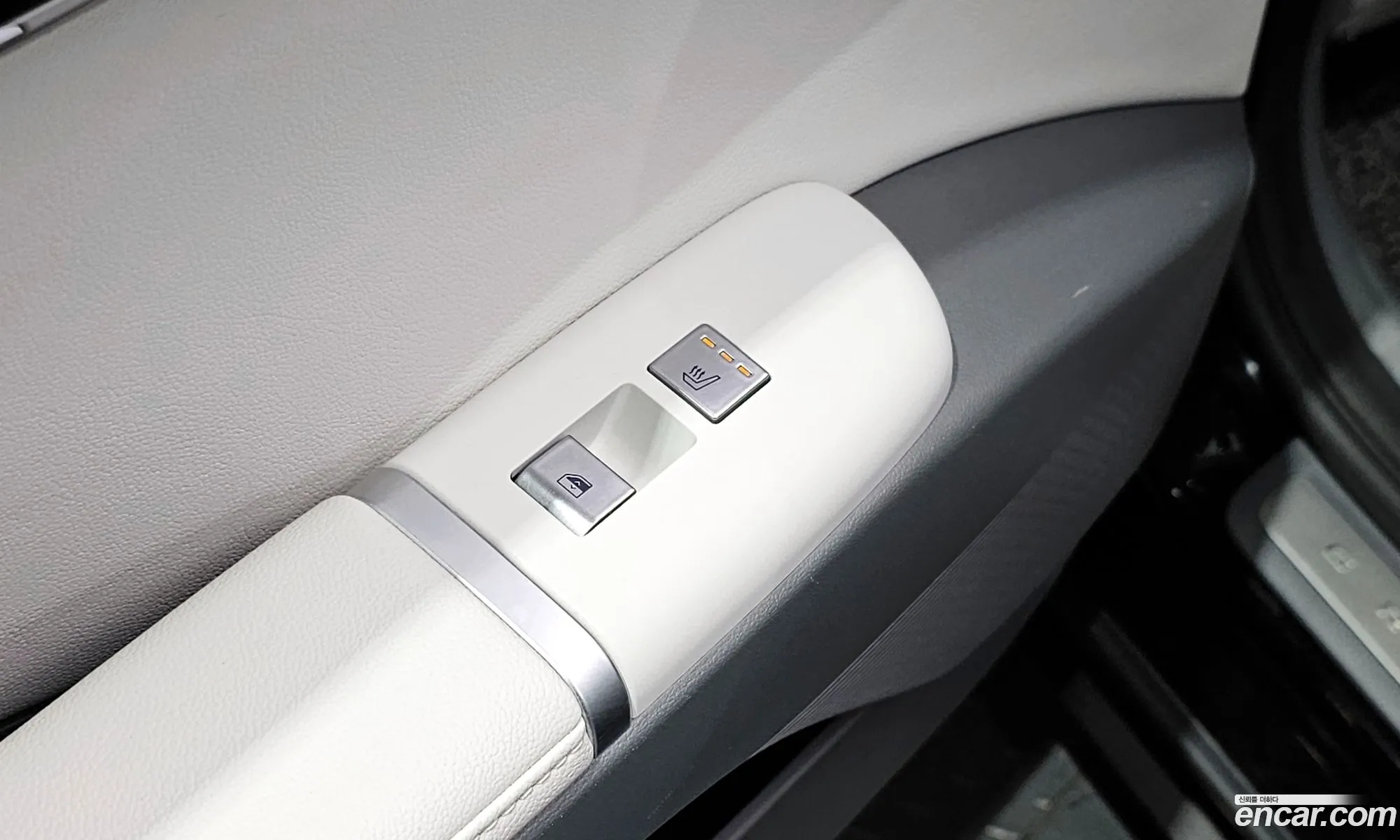 Hyundai Grandeur 2023 — 34