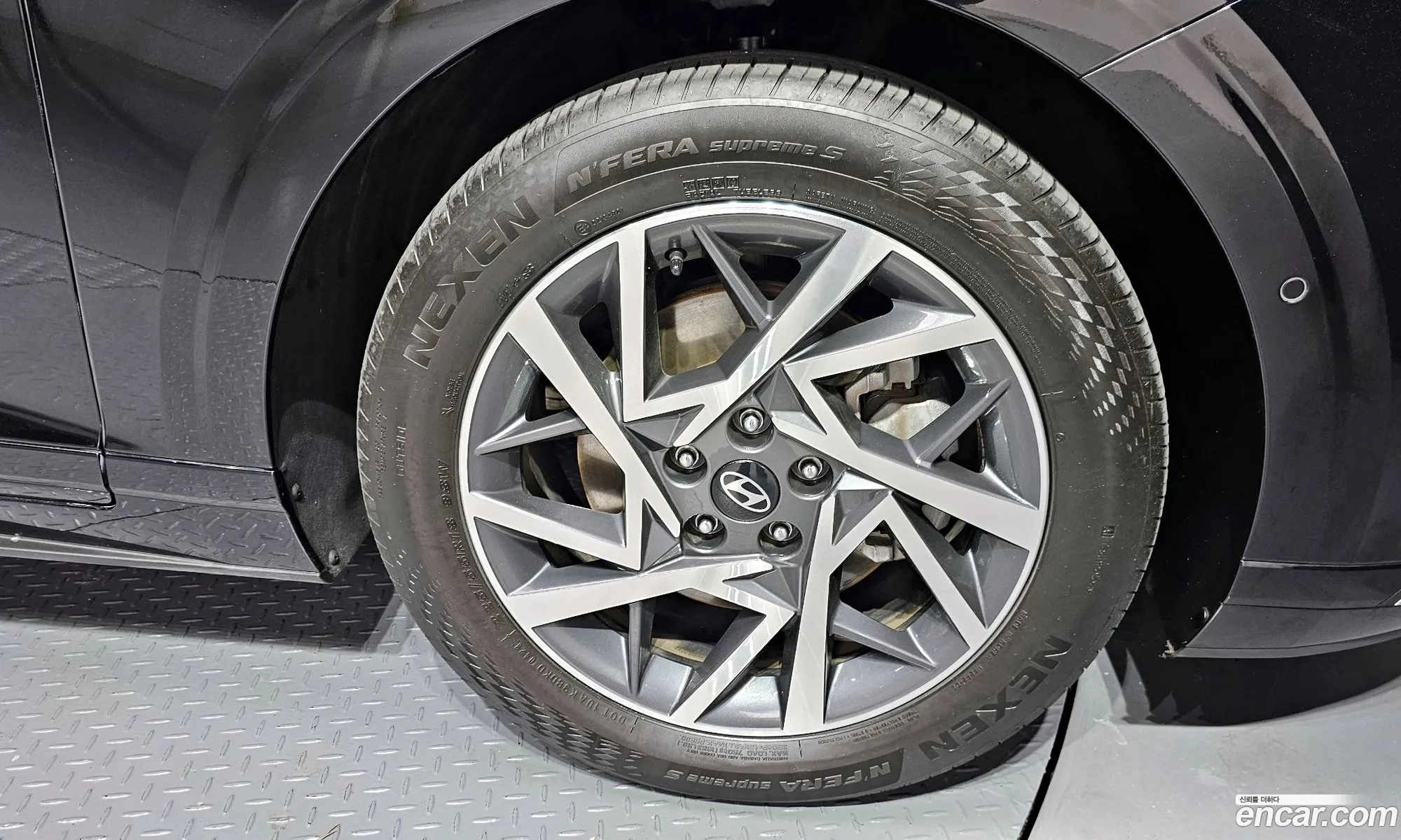 Hyundai Grandeur 2023 — 27