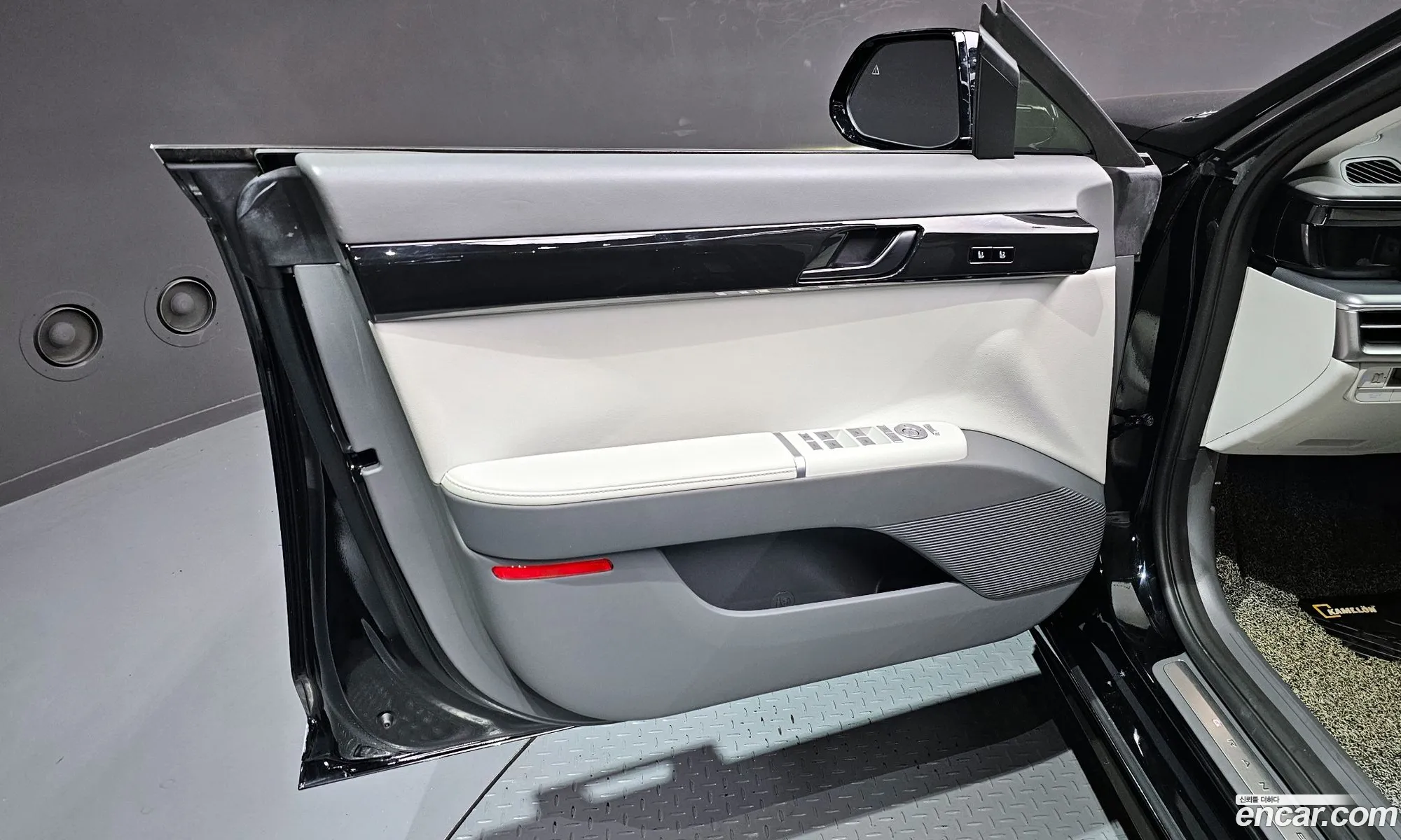 Hyundai Grandeur 2023 — 10