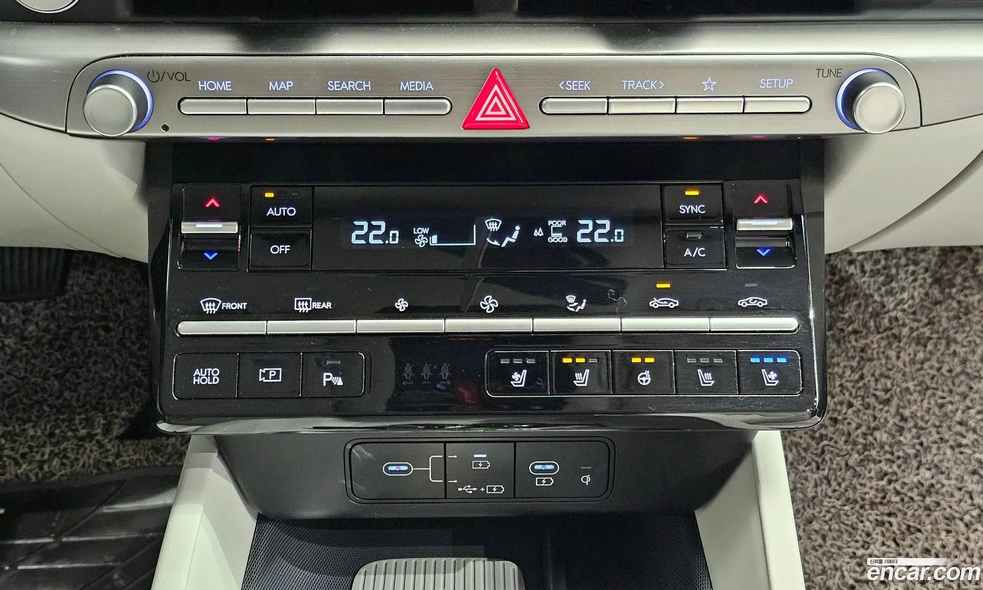 Hyundai Grandeur 2023 — 28