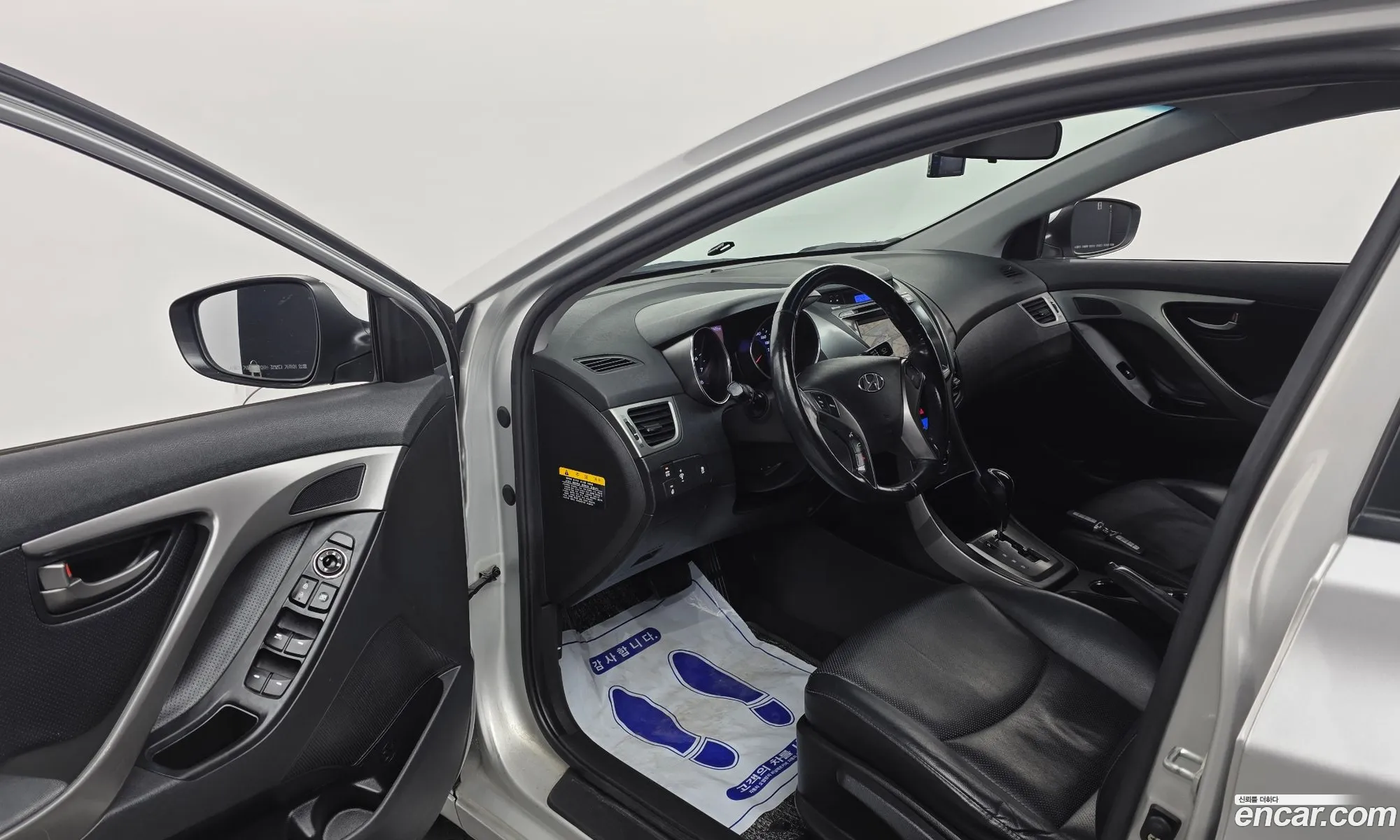 Hyundai Elantra MD 2013 — 19