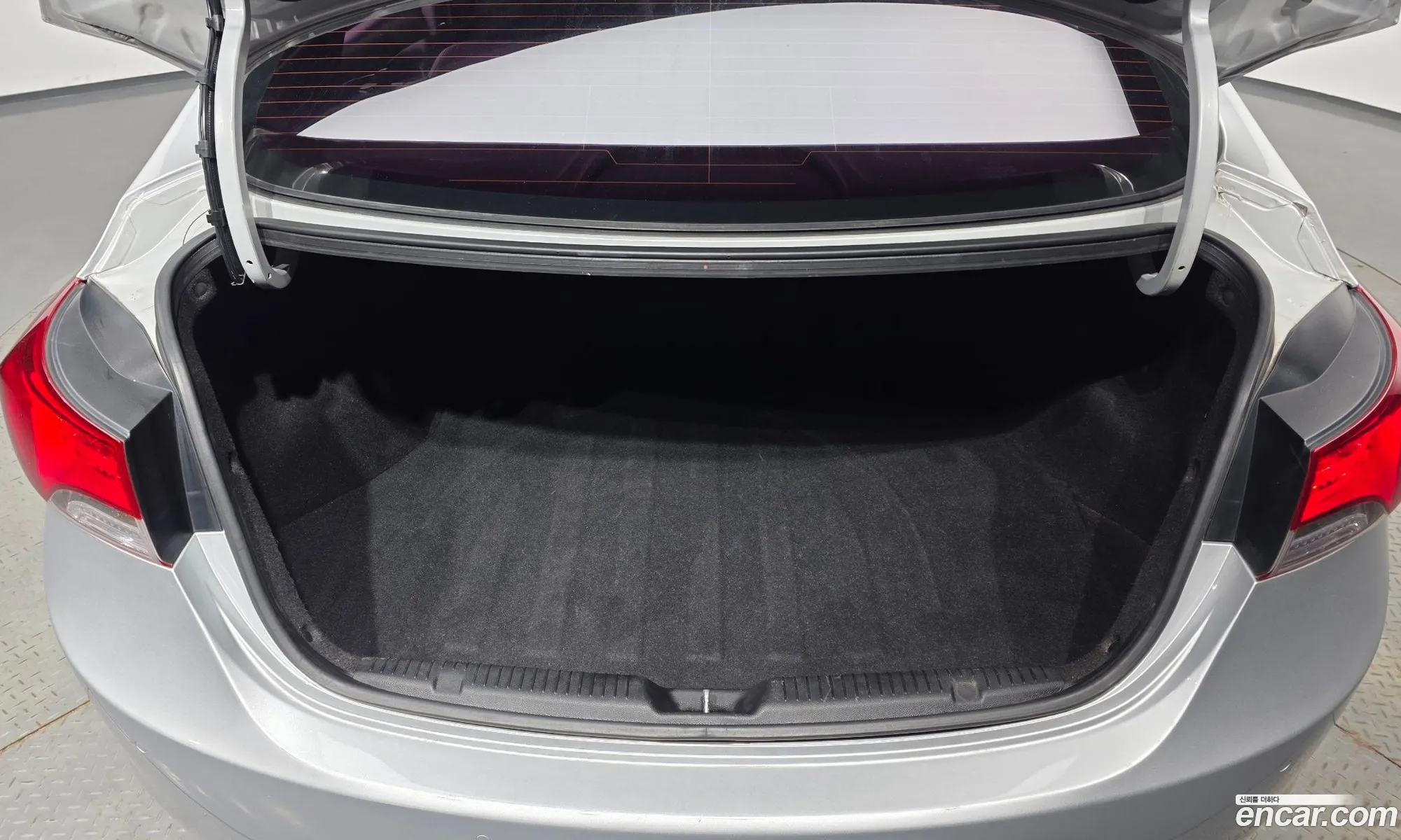Hyundai Elantra MD 2013 — 5