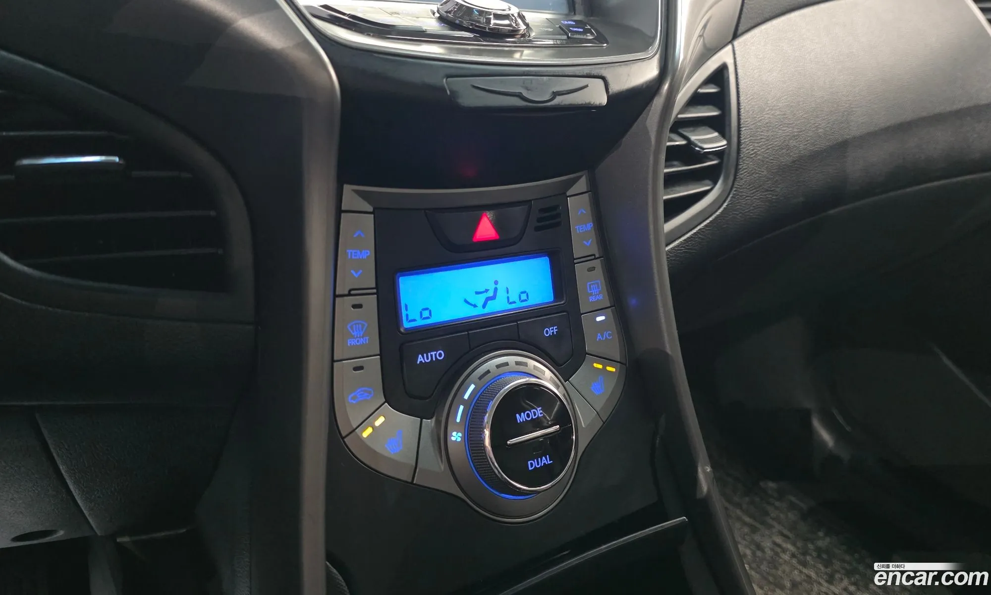 Hyundai Elantra MD 2013 — 30