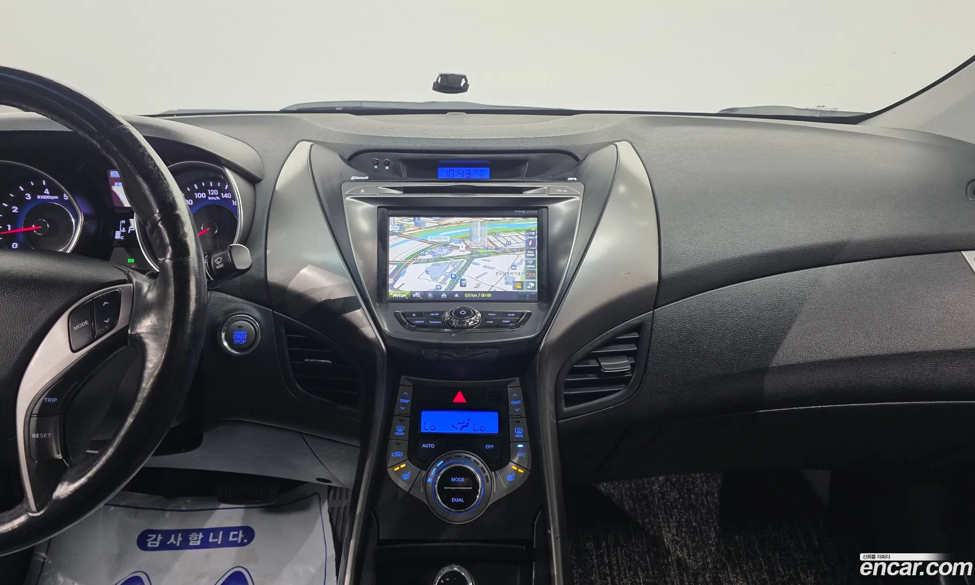 Hyundai Elantra MD 2013 — 29