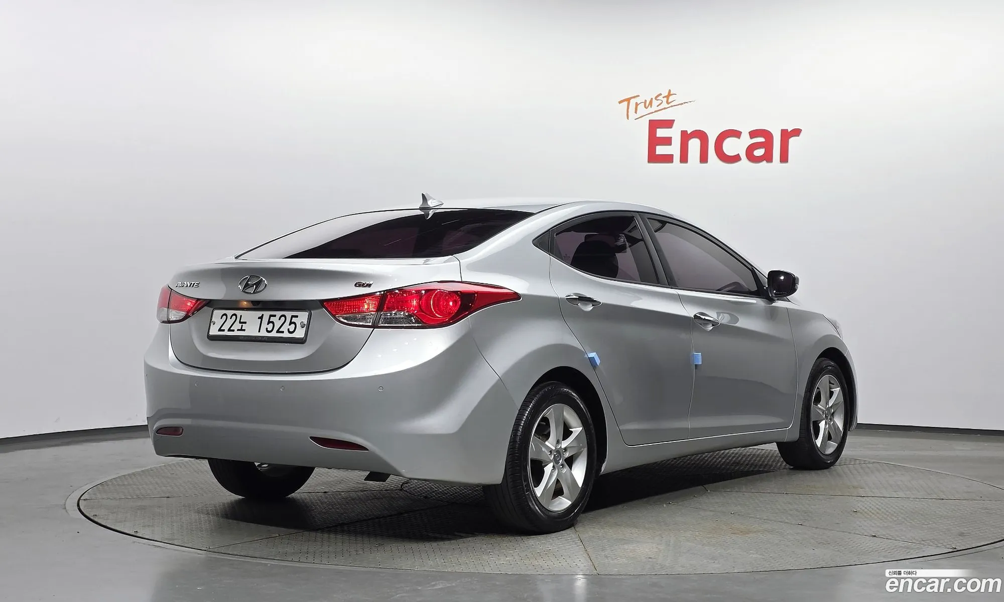 Hyundai Elantra MD 2013 — 28