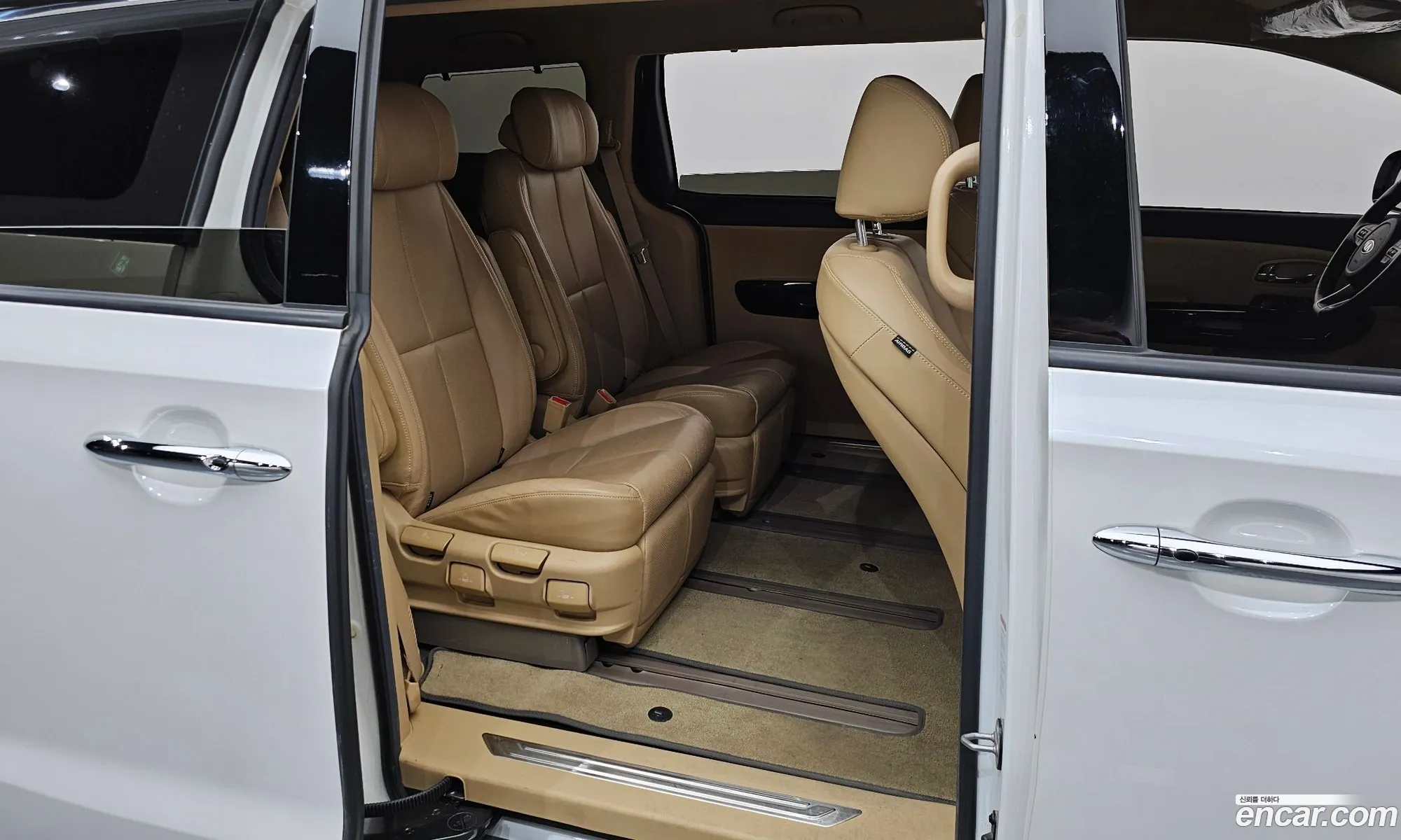 Kia Carnival 2019 — 8