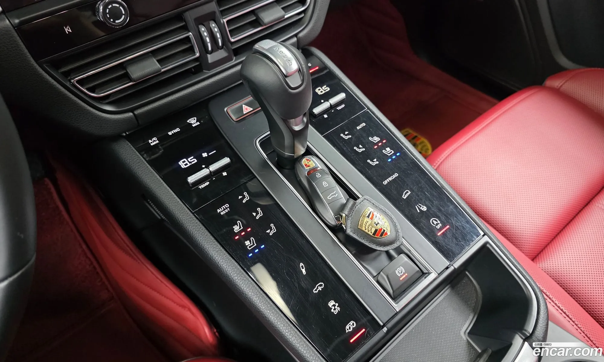 Porsche Macan 2024 WP1AF2952RLB50330 — 20
