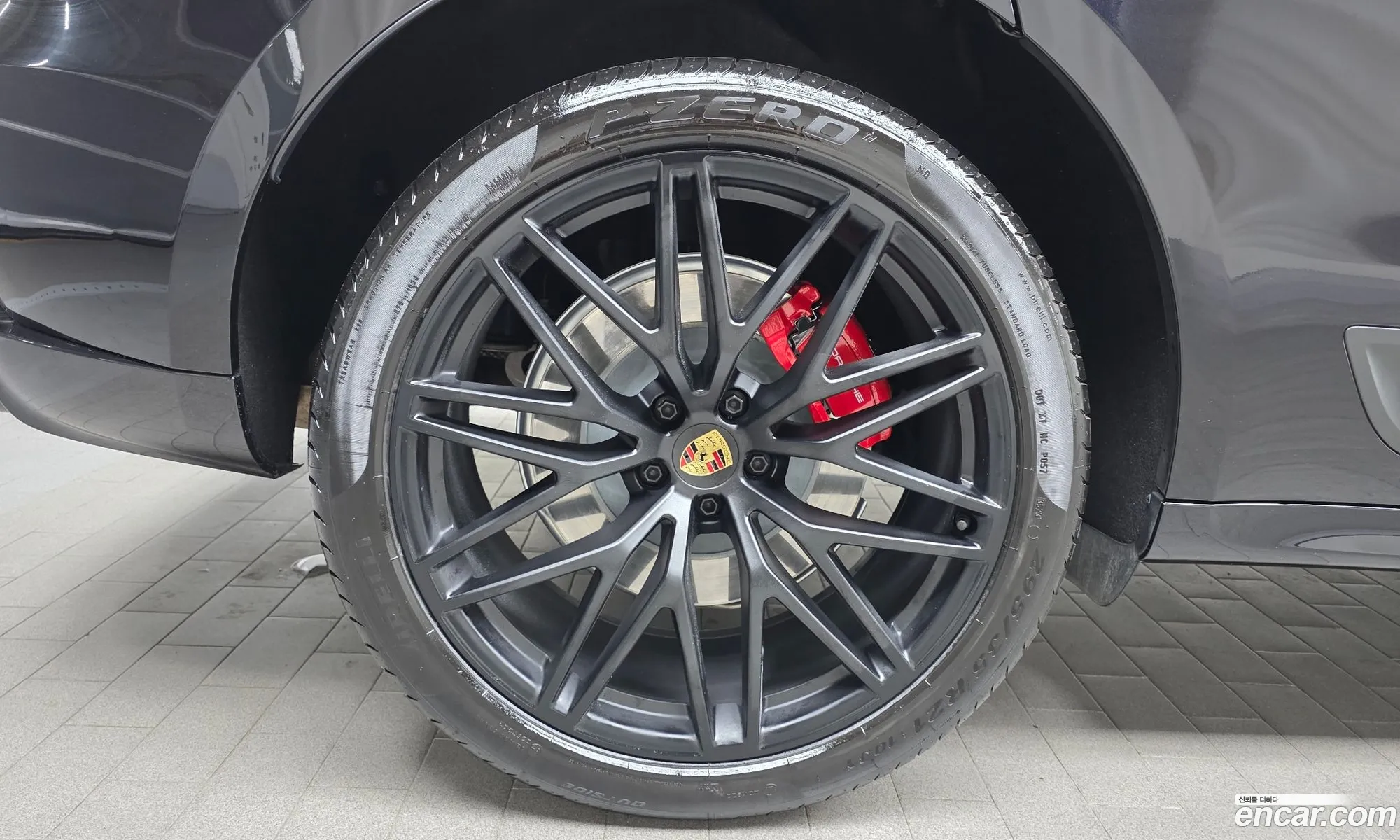 Porsche Macan 2024 WP1AF2952RLB50330 — 15