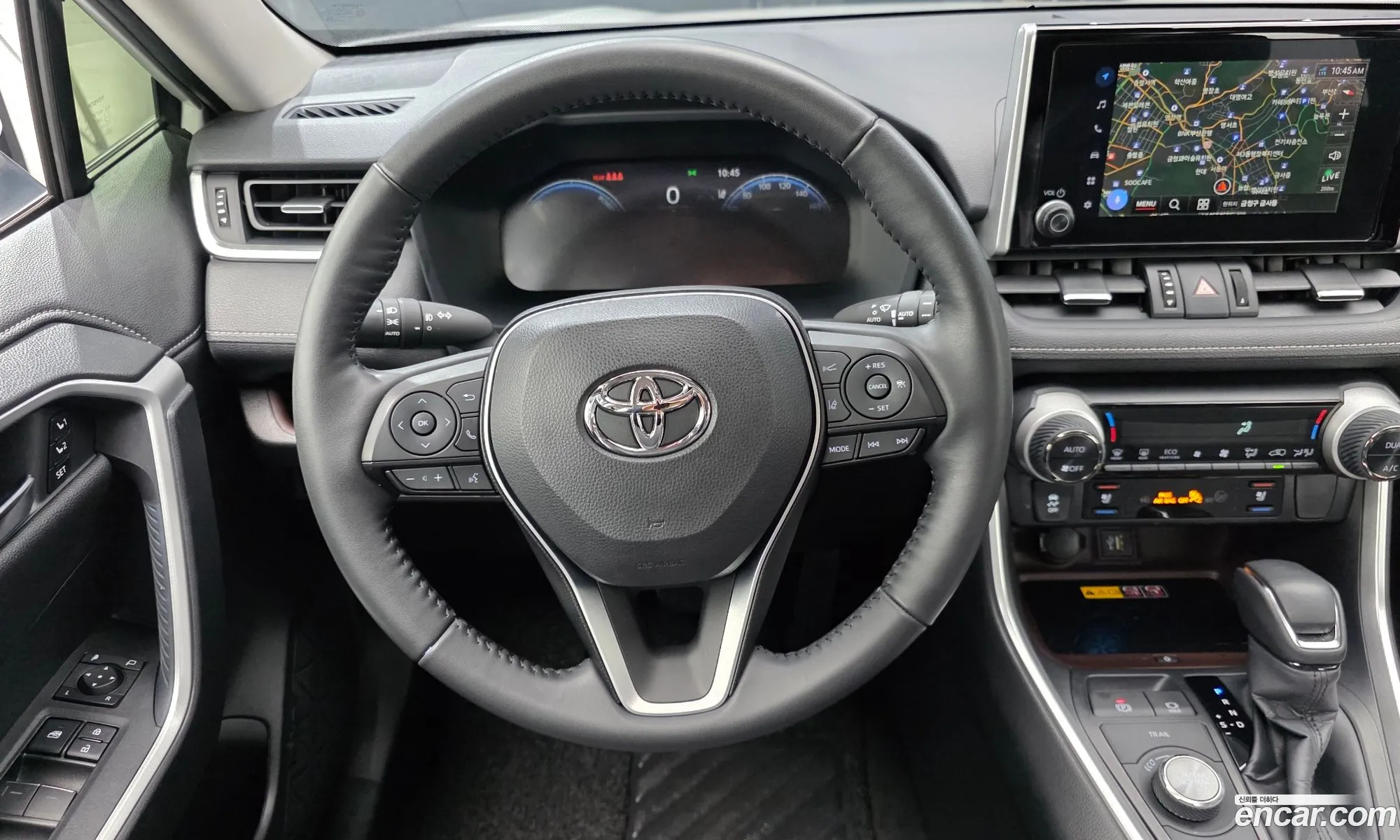 Toyota RAV4 2024 — 21