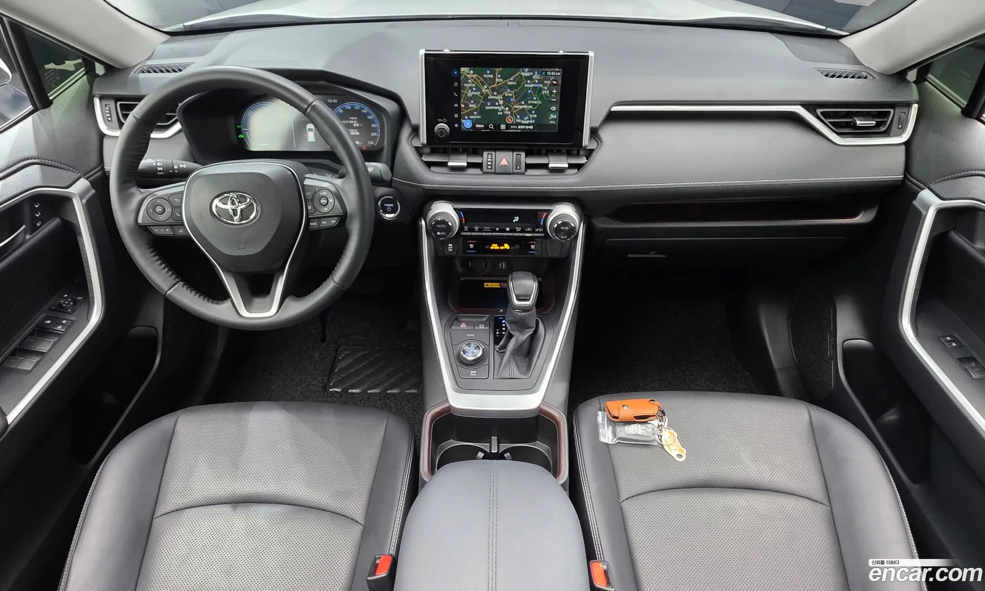 Toyota RAV4 2024 — 3