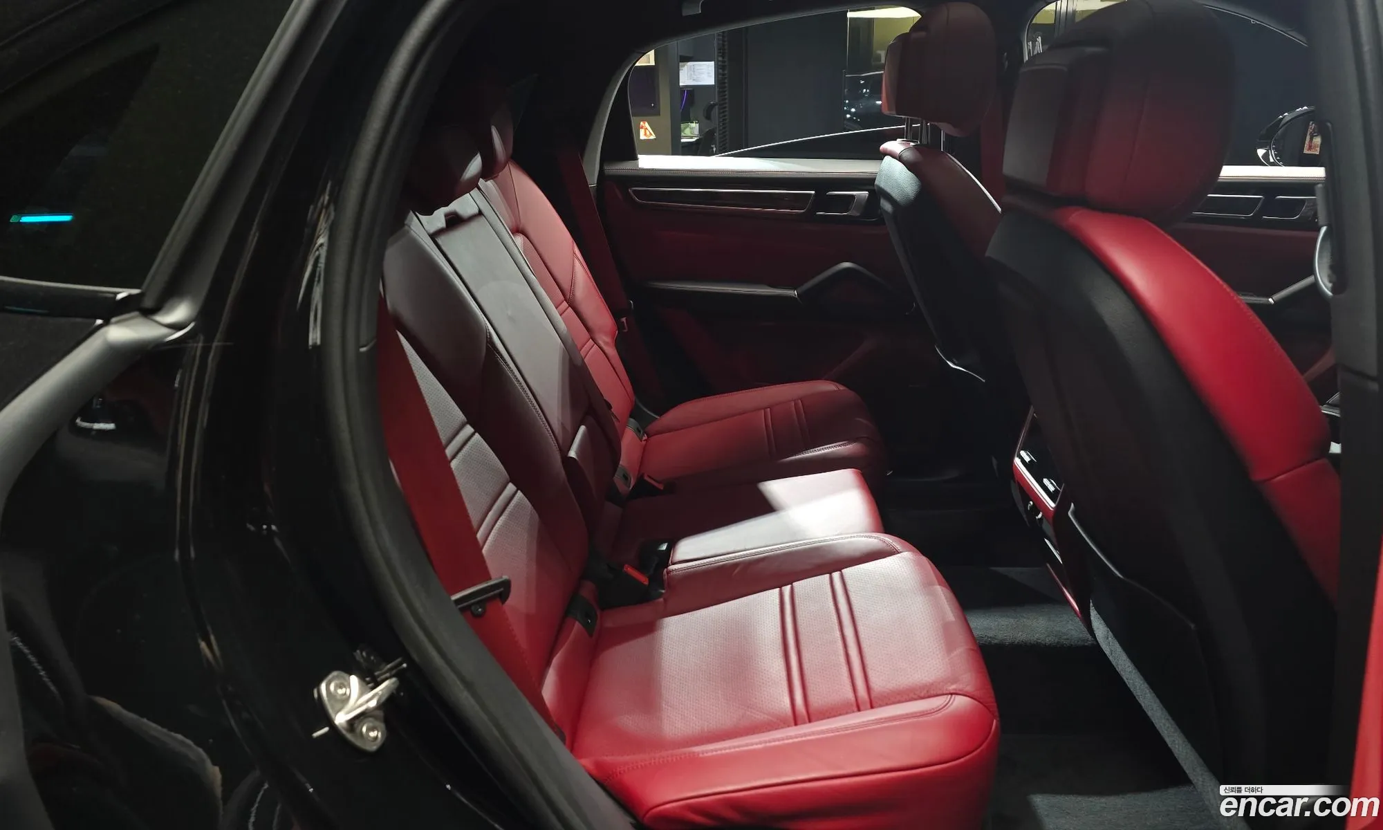 Porsche Cayenne 2023 WP1BA29Y9PDA37205 — 27