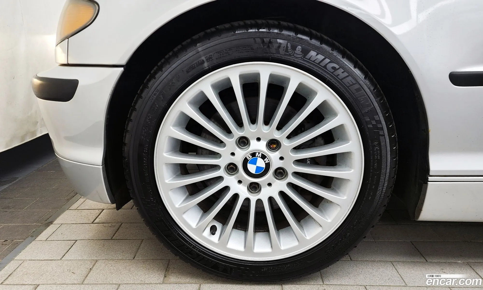 BMW 3 Series 2003 — 2