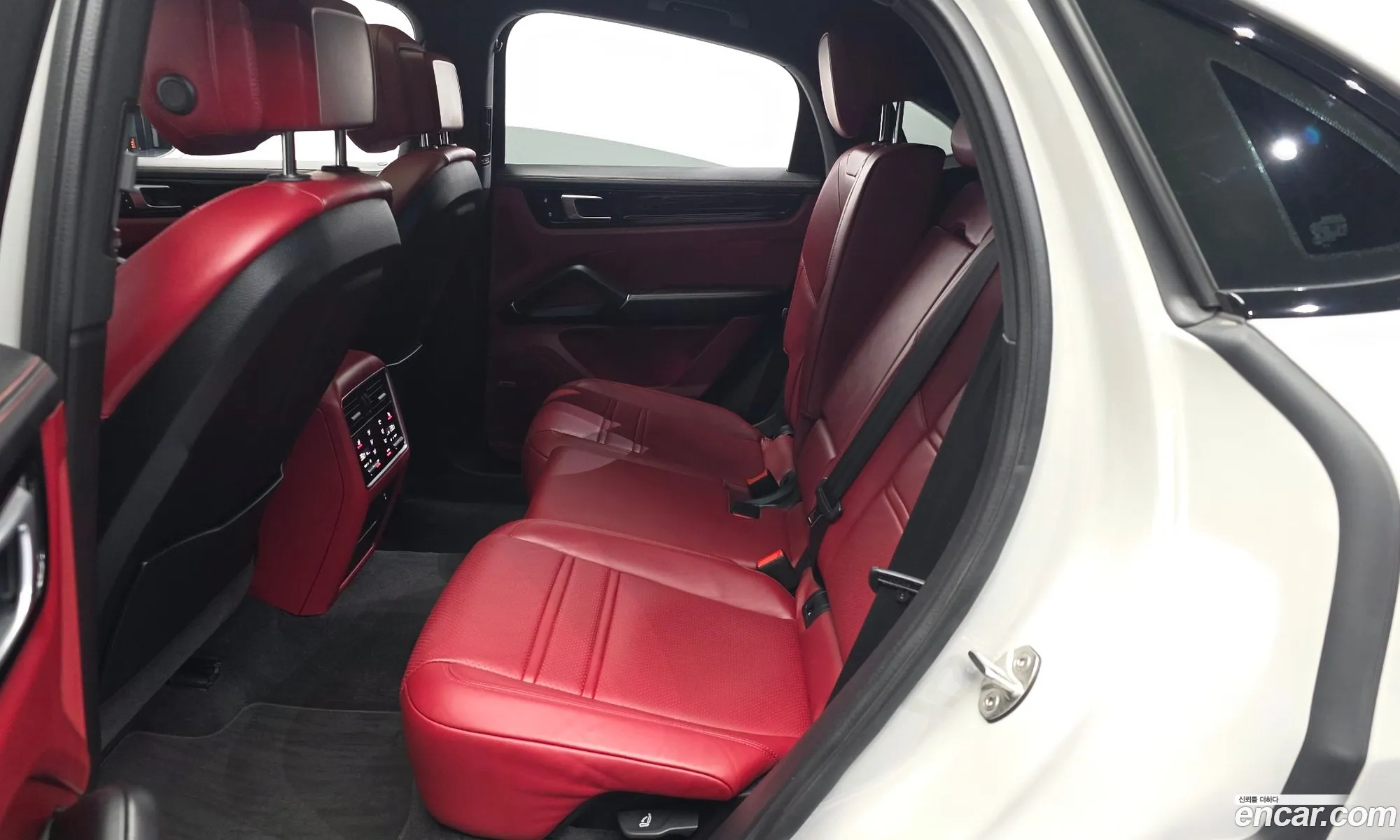Porsche Cayenne 2022 — 25