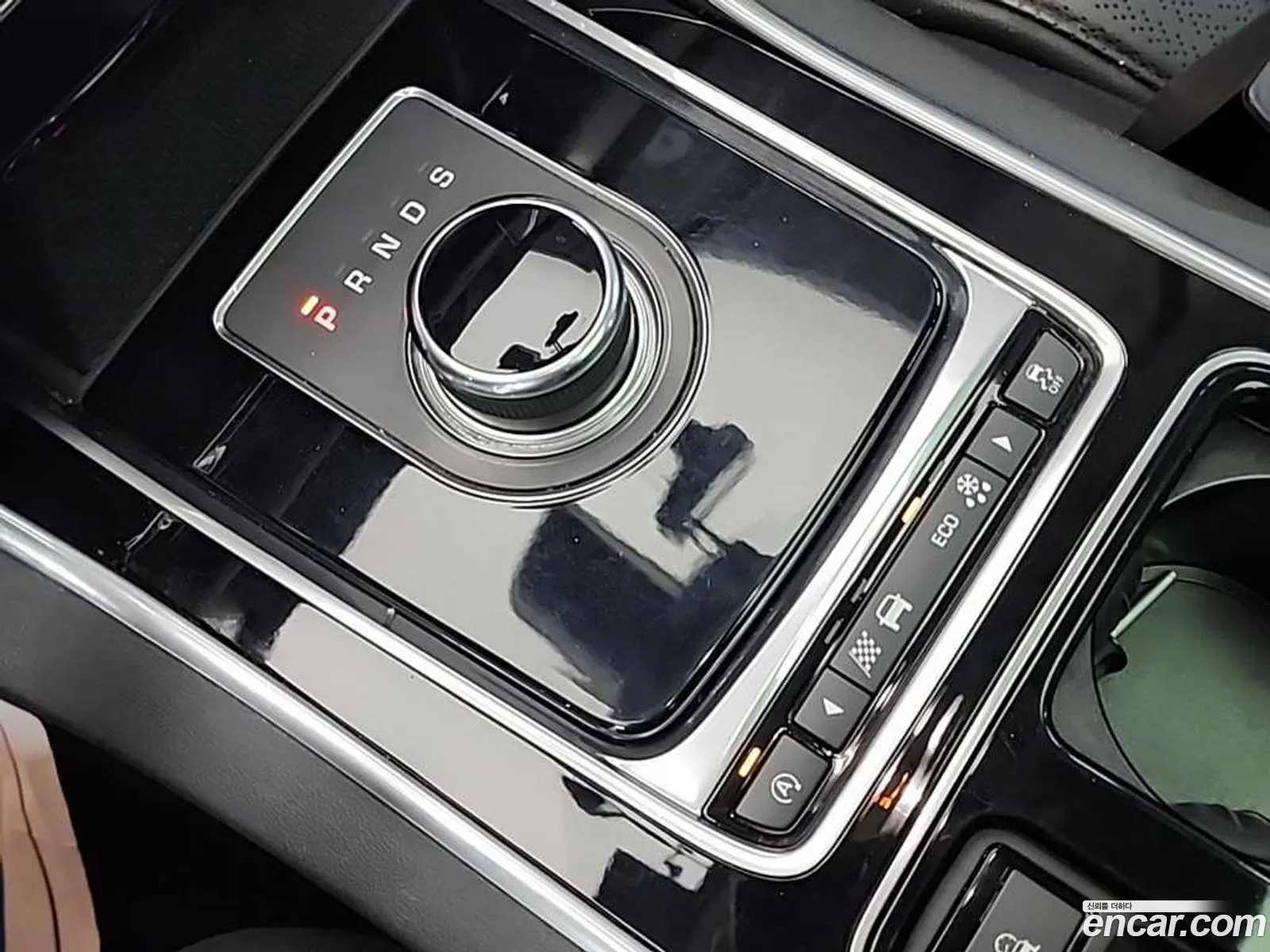 Jaguar XF 2017 — 14