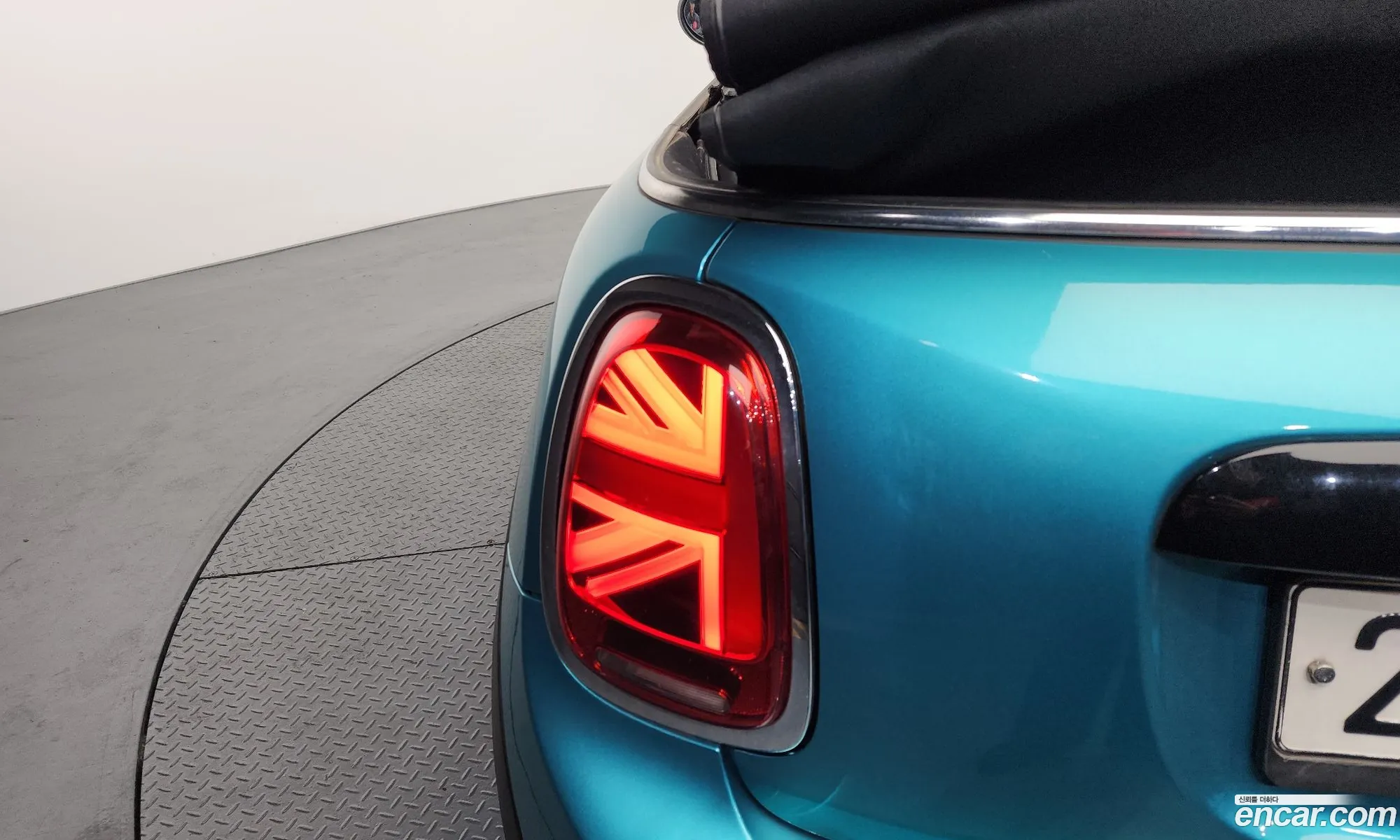 Mini Cooper S Convertible 2018 WMWWG9106K3A89583 — 24
