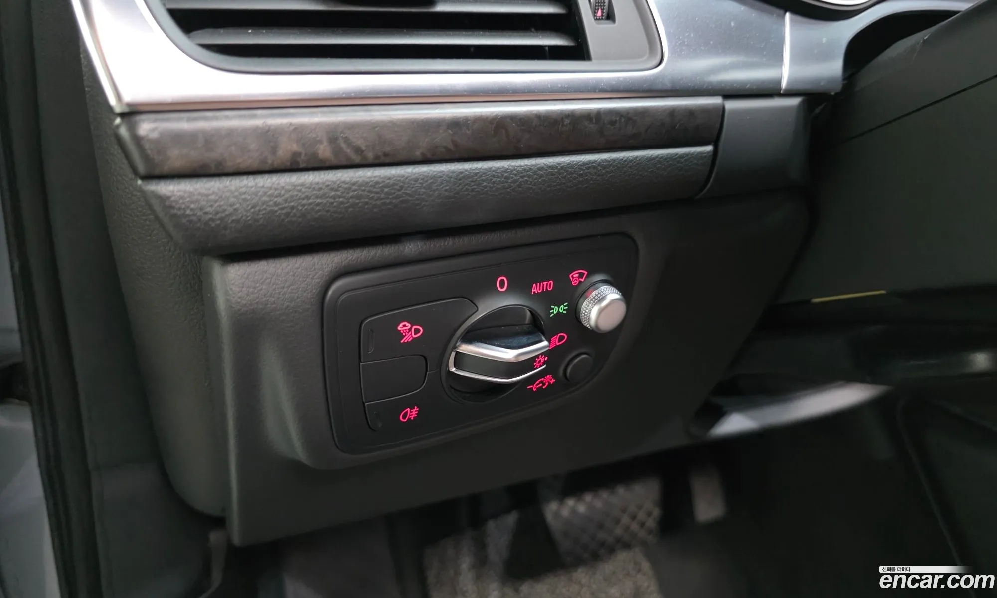 Audi A6 2018 WAUZZZ4G1JN066180 — 7