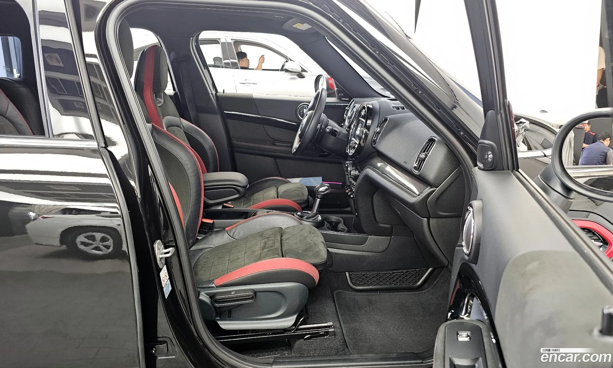 Mini Cooper S Countryman 2018 WMWYV9100J3F14986 — 21