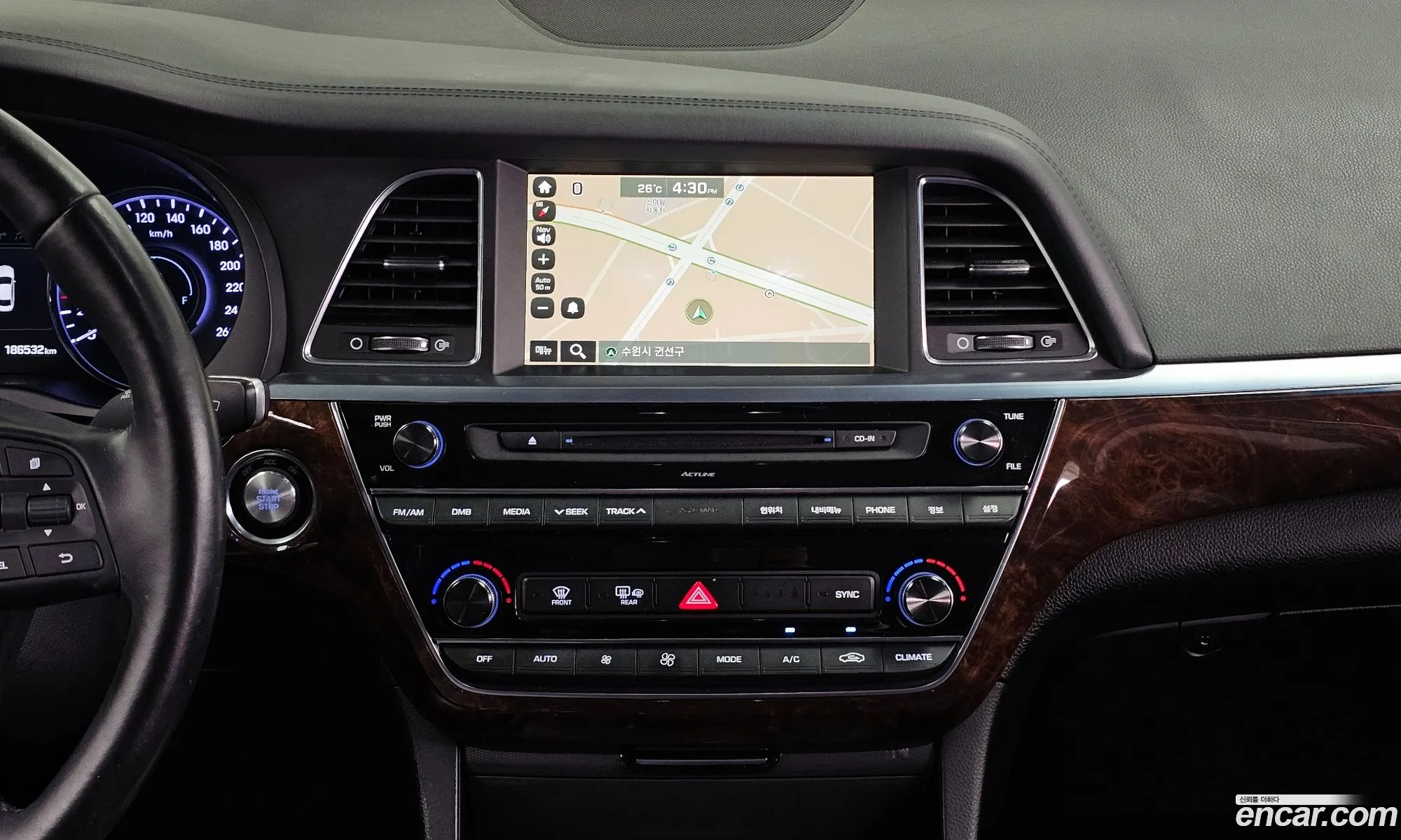 Hyundai Aslan 2015 — 5