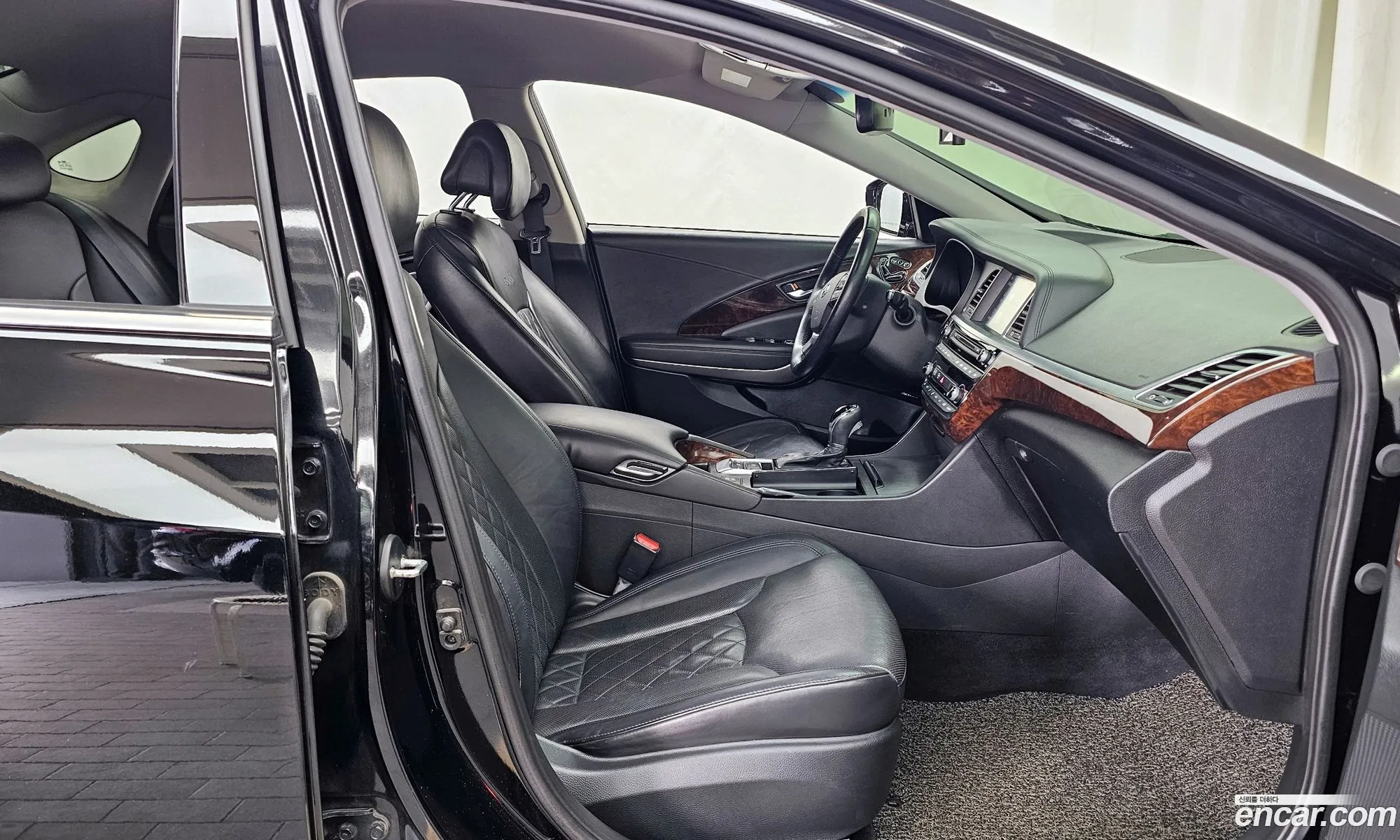 Hyundai Aslan 2015 — 20