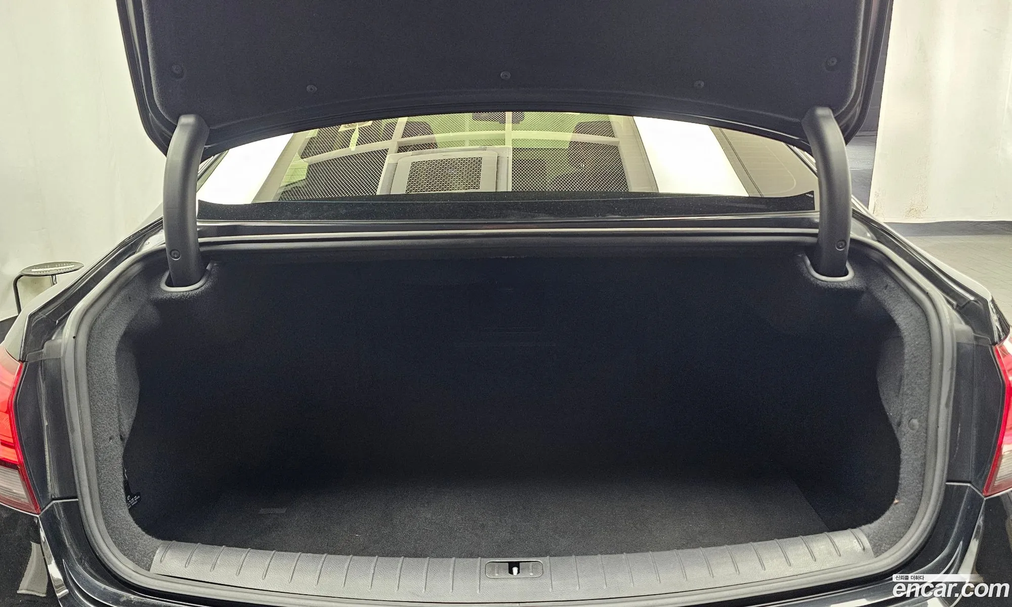 Hyundai Aslan 2015 — 4