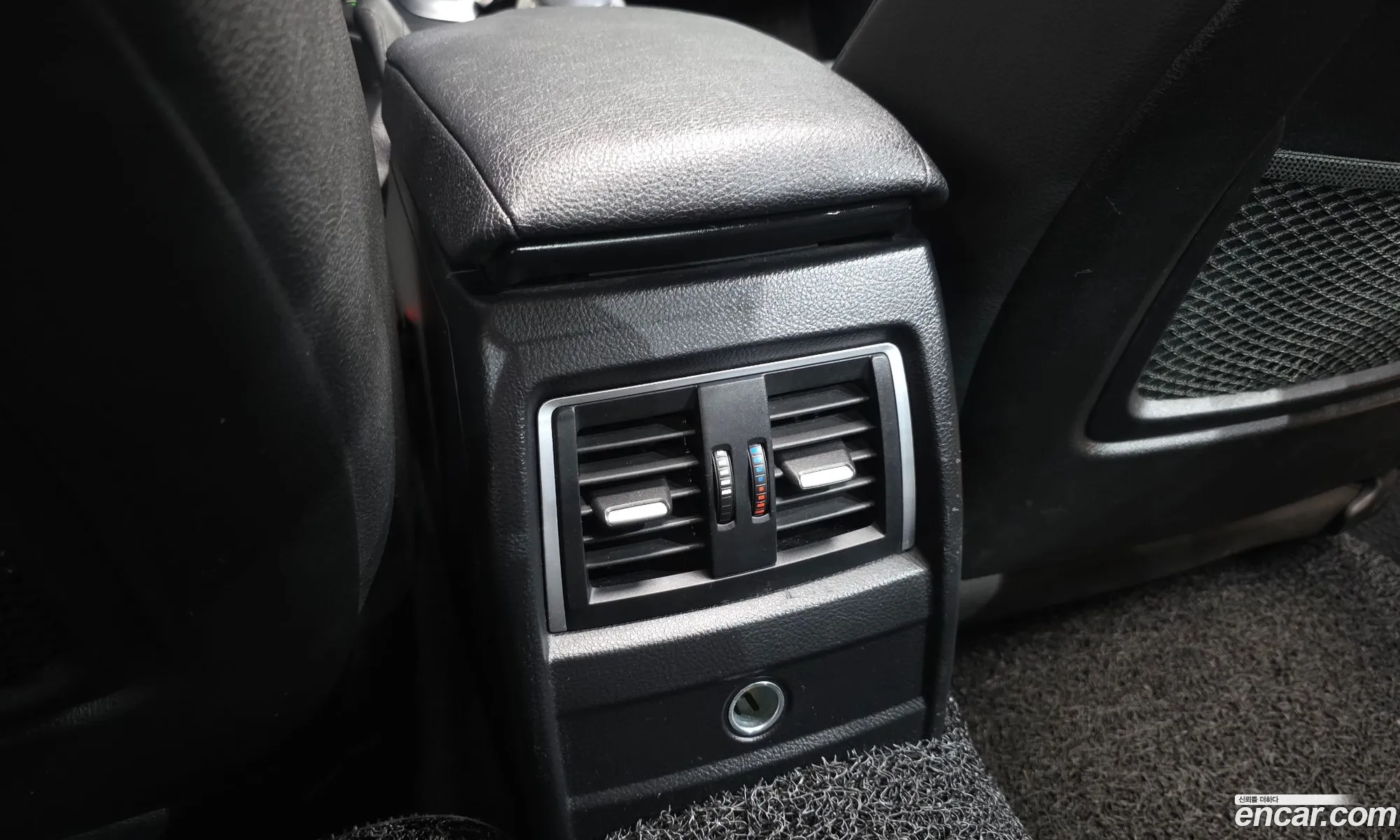 BMW 3 Series 2018 WBA8A910XJAH11560 — 10
