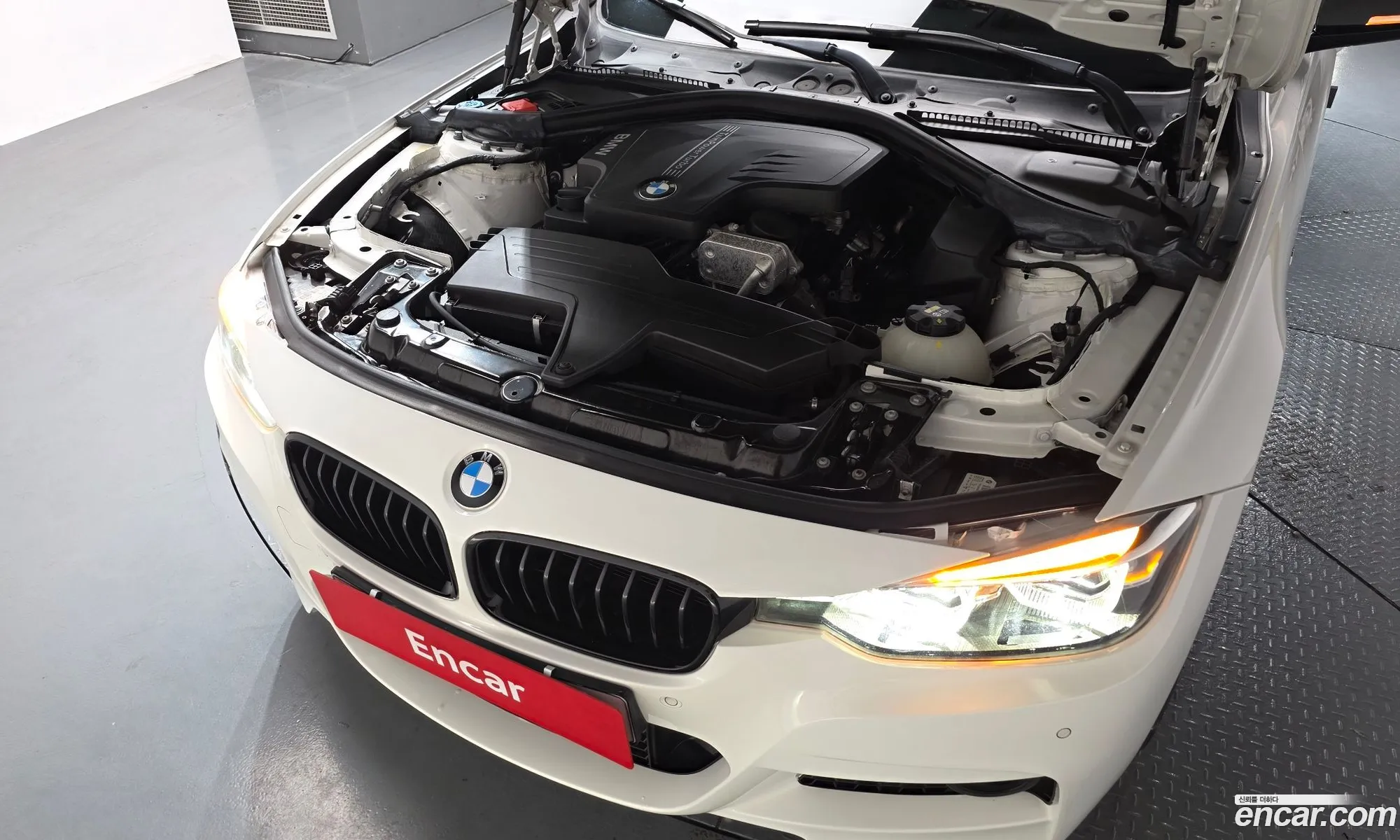BMW 3 Series 2018 WBA8A910XJAH11560 — 18