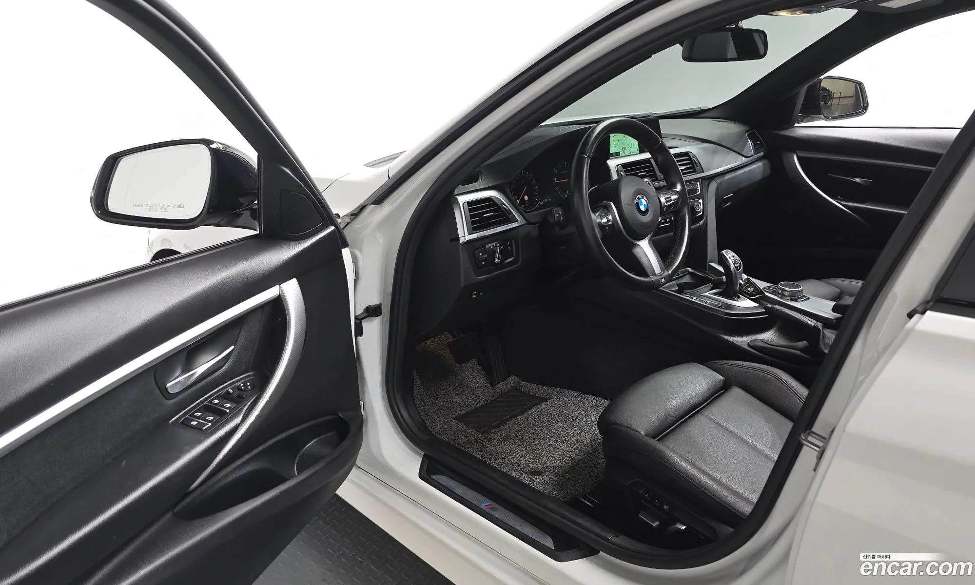 BMW 3 Series 2018 WBA8A910XJAH11560 — 17