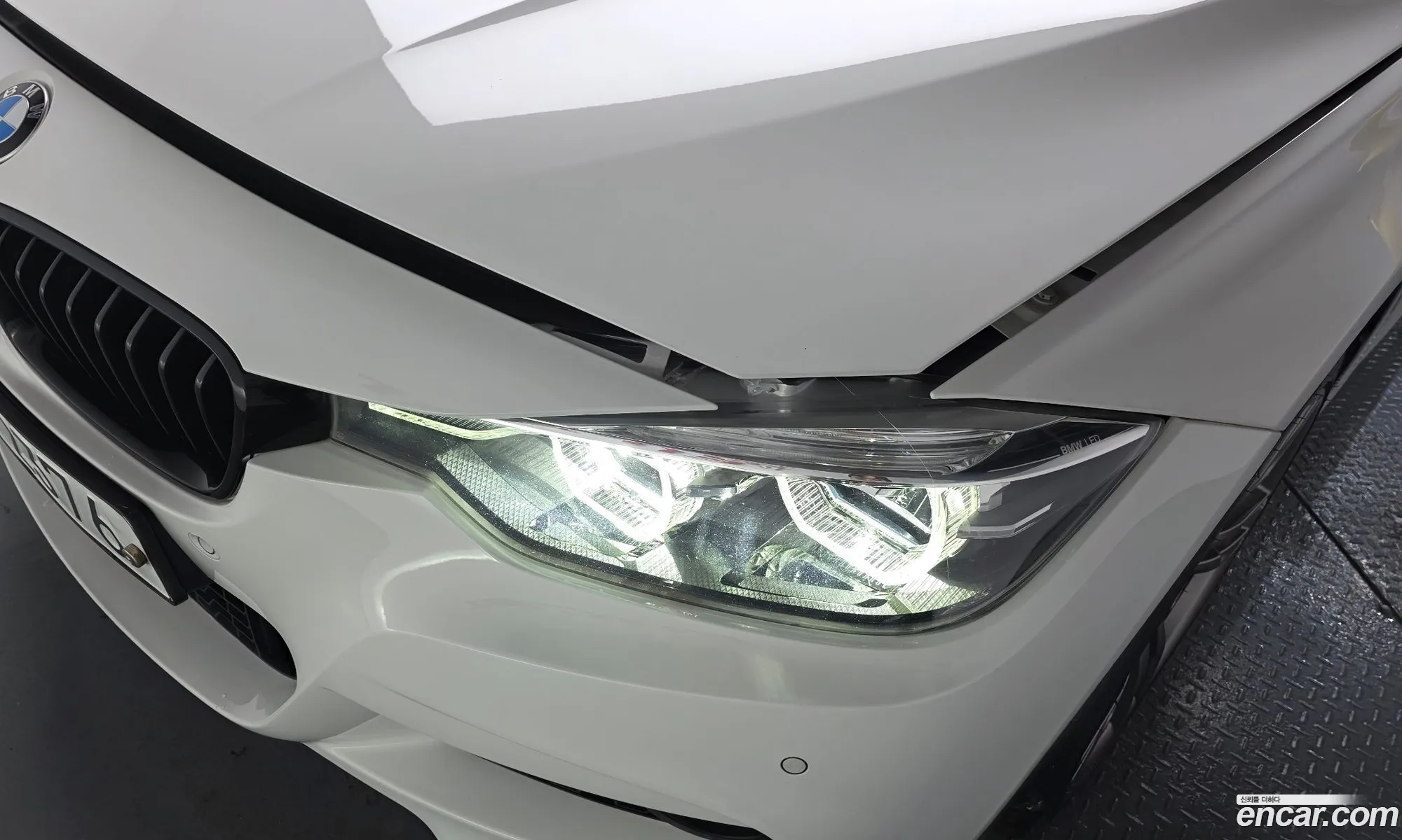 BMW 3 Series 2018 WBA8A910XJAH11560 — 30