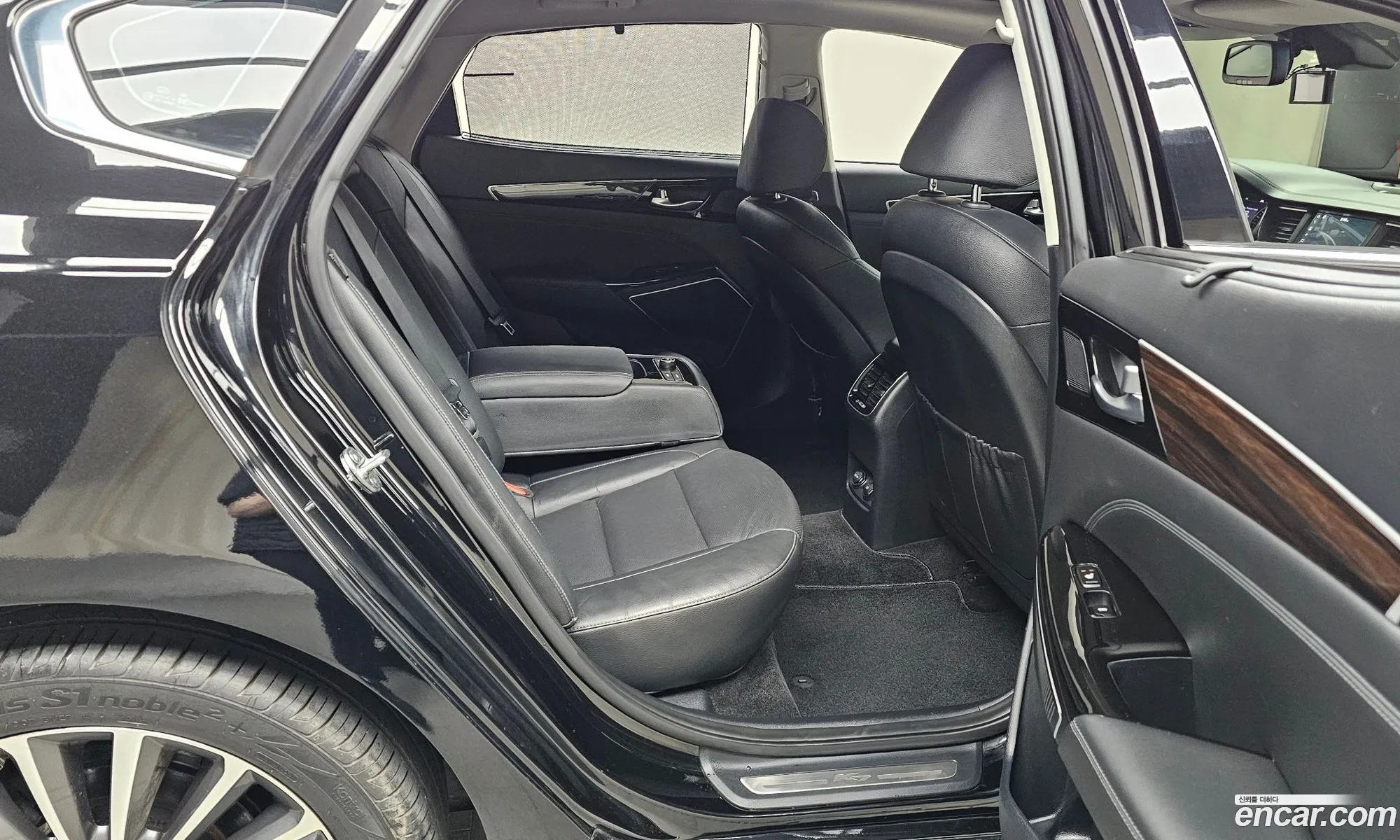 Kia K7 2019 — 2