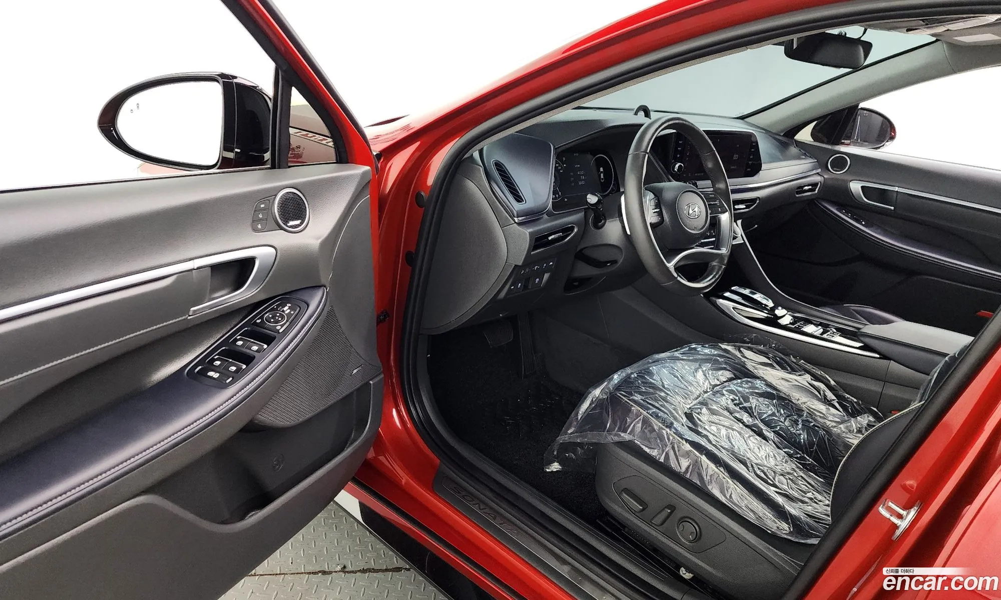 Hyundai Sonata 2020 — 32