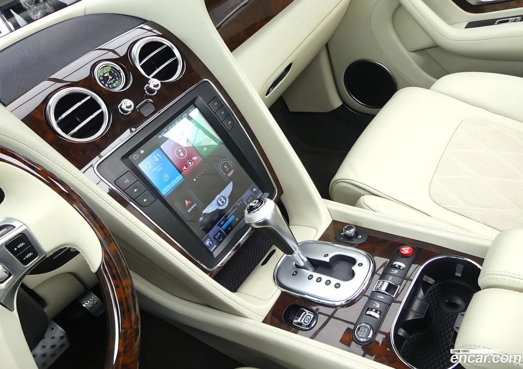 Bentley Continental GT 2012 — 10