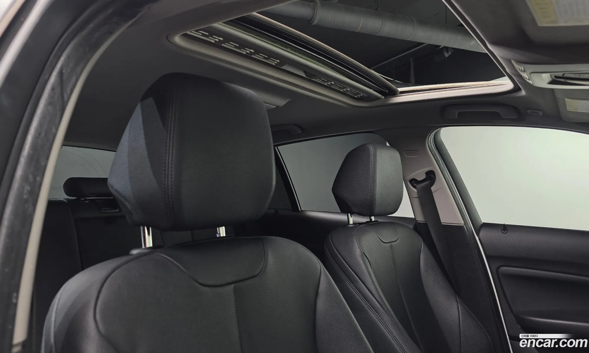 BMW 1 Series 2016 — 16