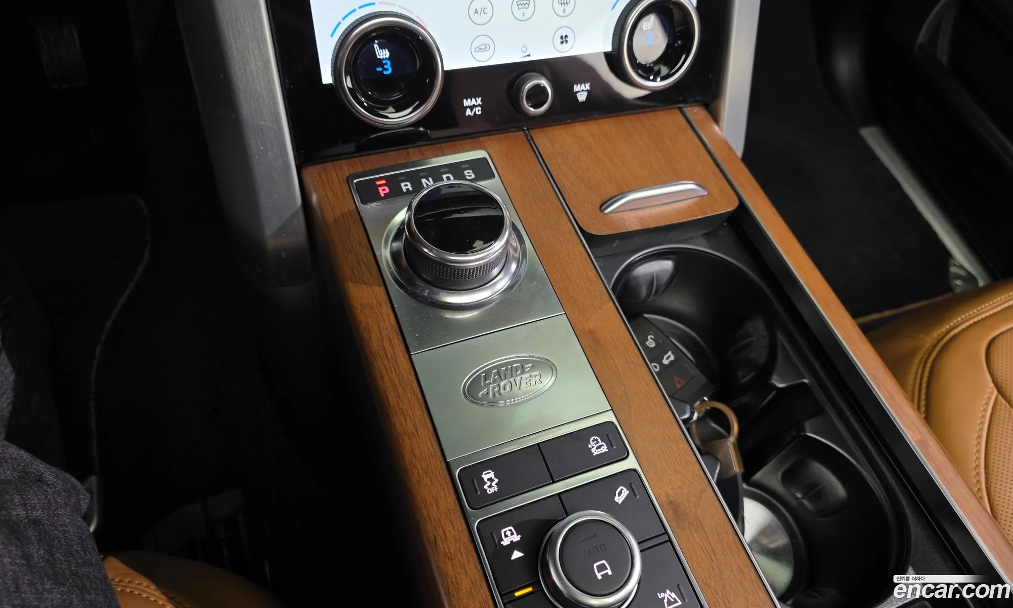 Land Rover Range Rover 2021 SALGA2BE5MA429742 — 16