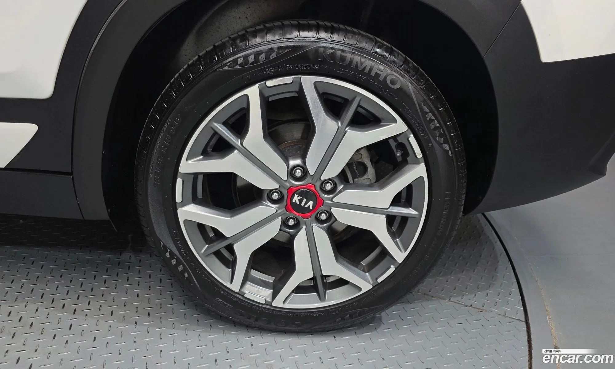 Kia Seltos 2019 — 19