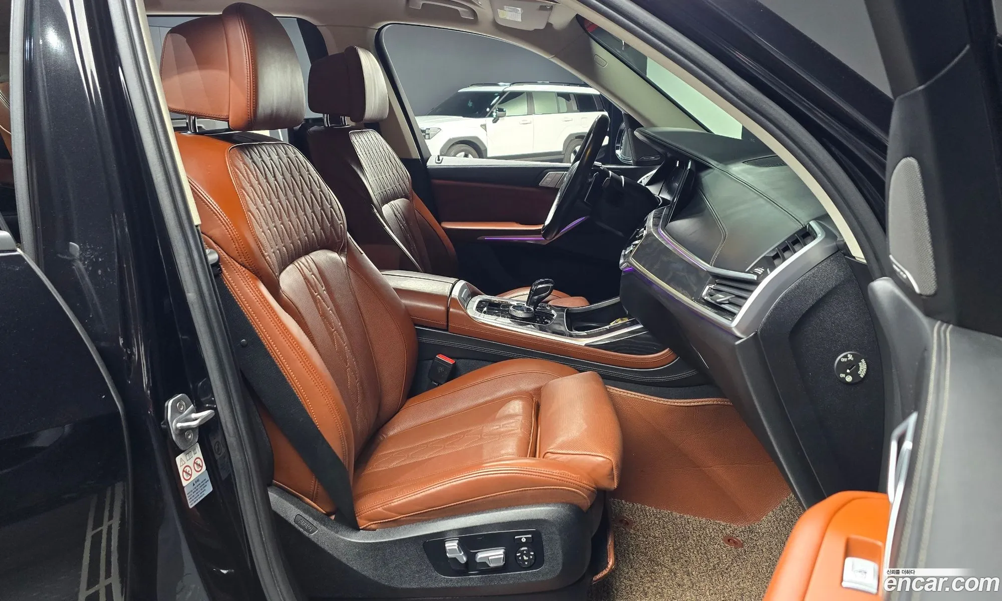 BMW X7 2019 WBACW8103KLS17551 — 28