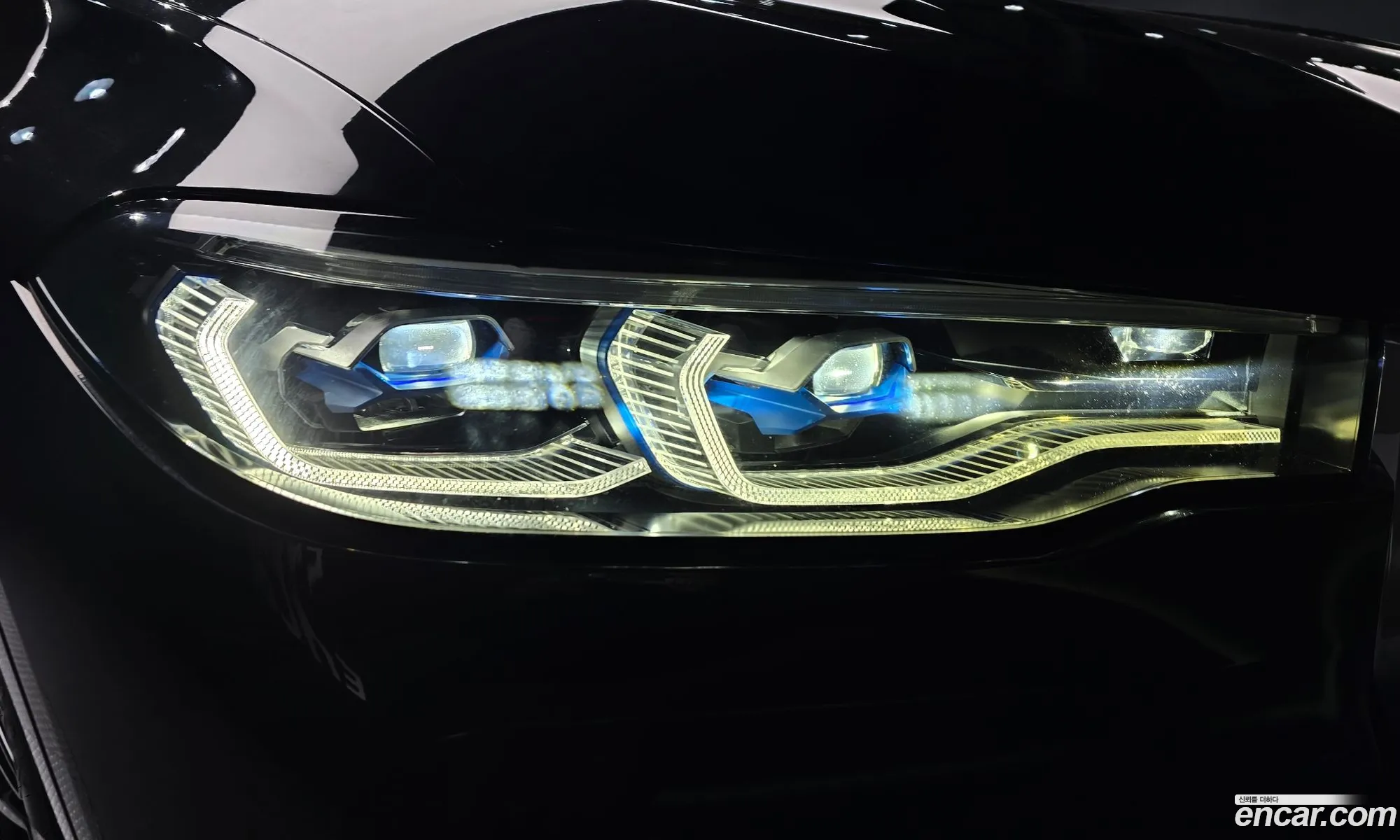 BMW X7 2019 WBACW8103KLS17551 — 30