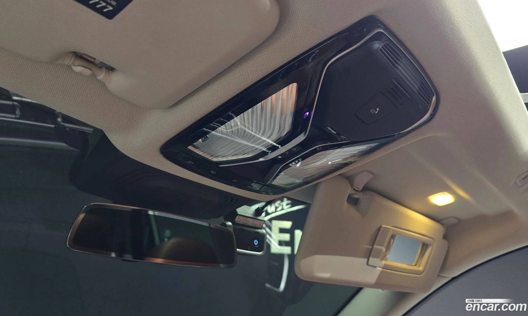 BMW X7 2019 WBACW8103KLS17551 — 19