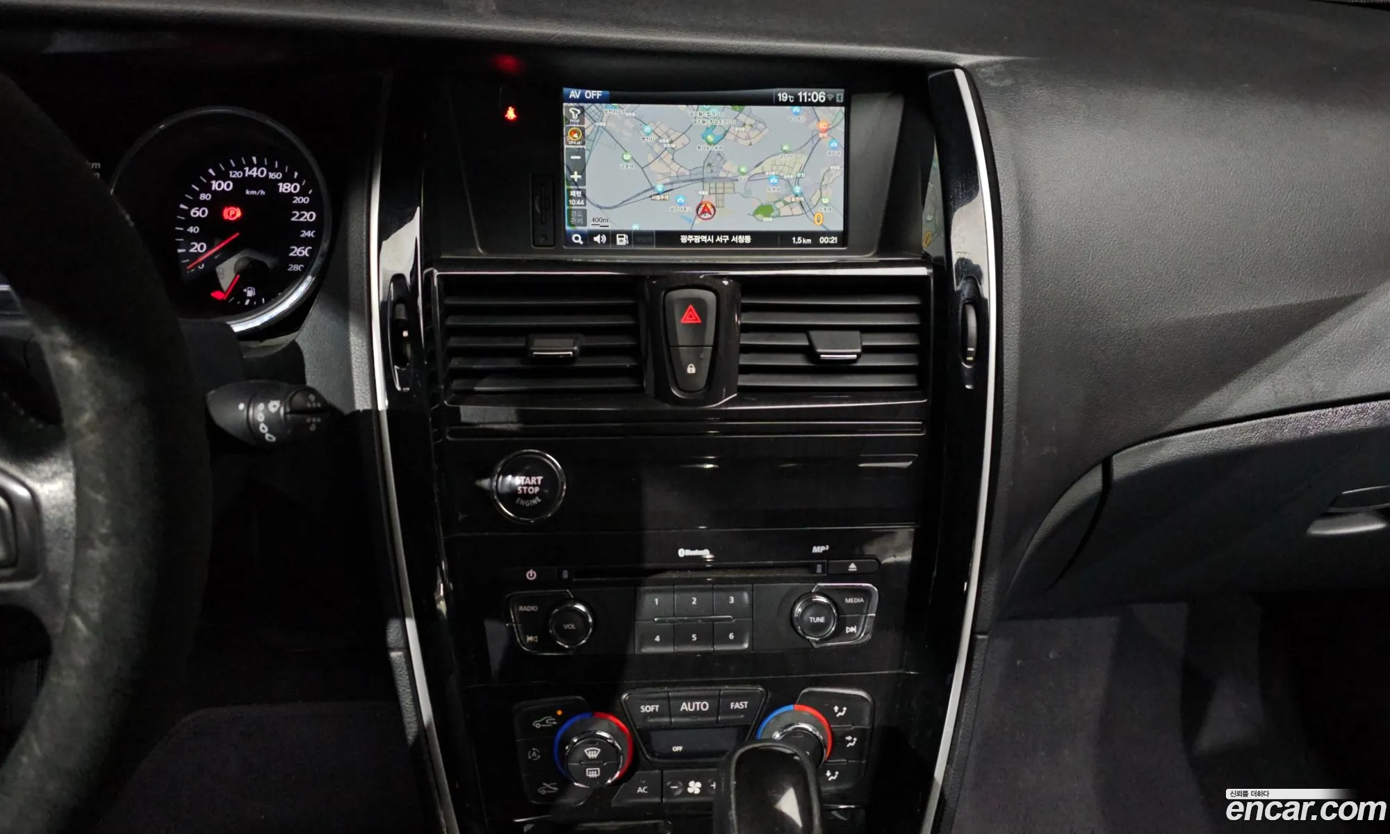 Renault Korea (Samsung) SM7 Nova 2015 — 2