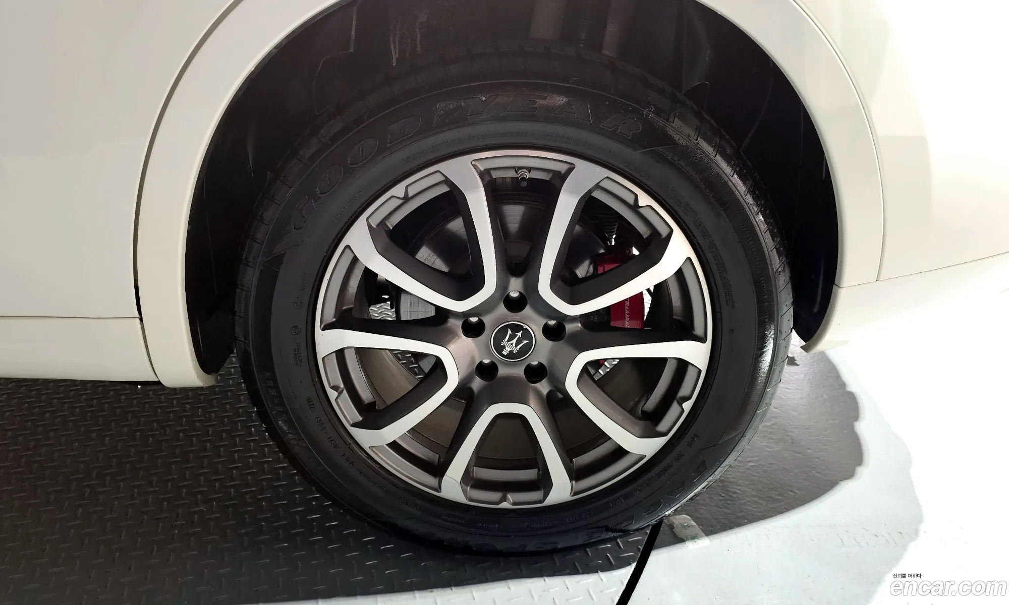 Maserati Levante 2020 — 3