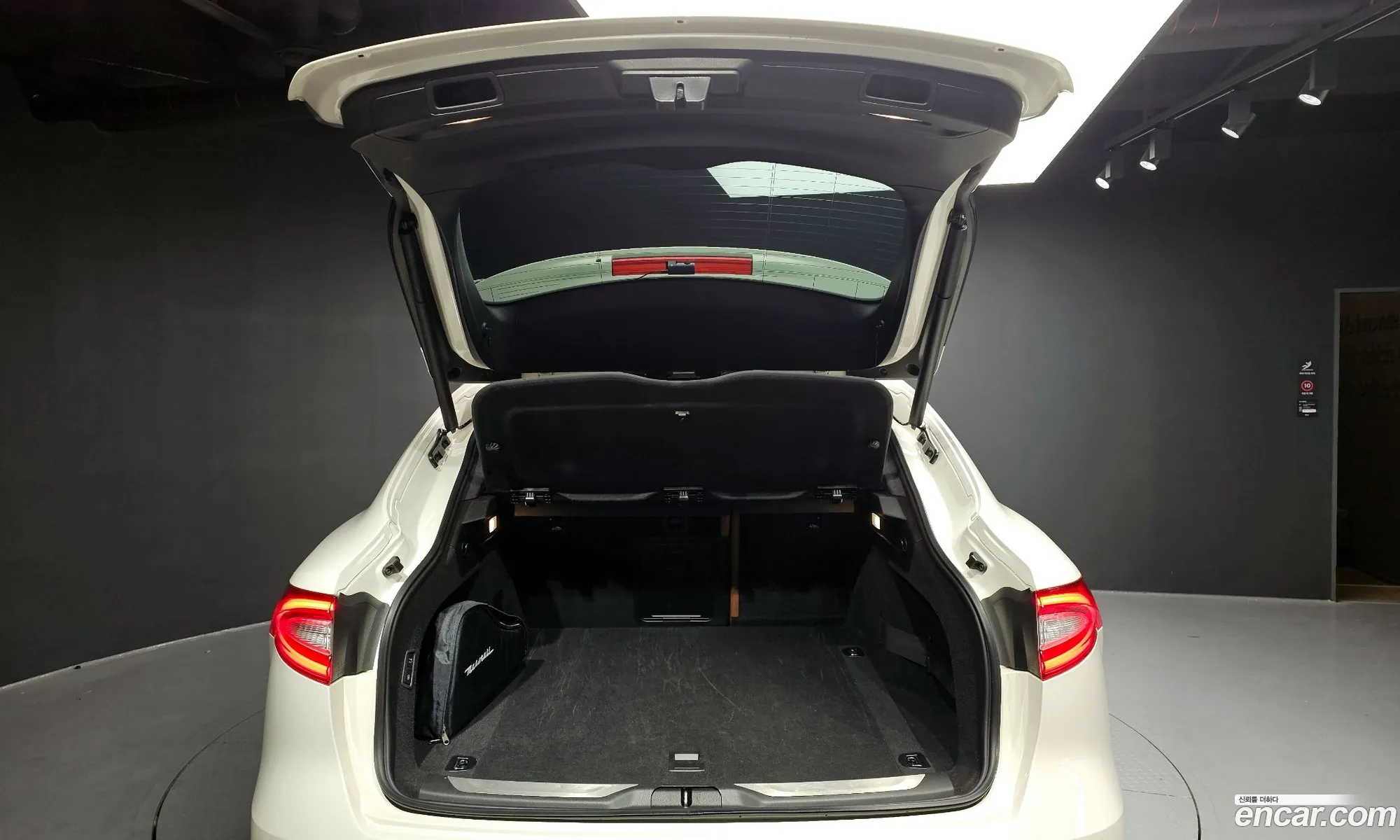 Maserati Levante 2020 — 17