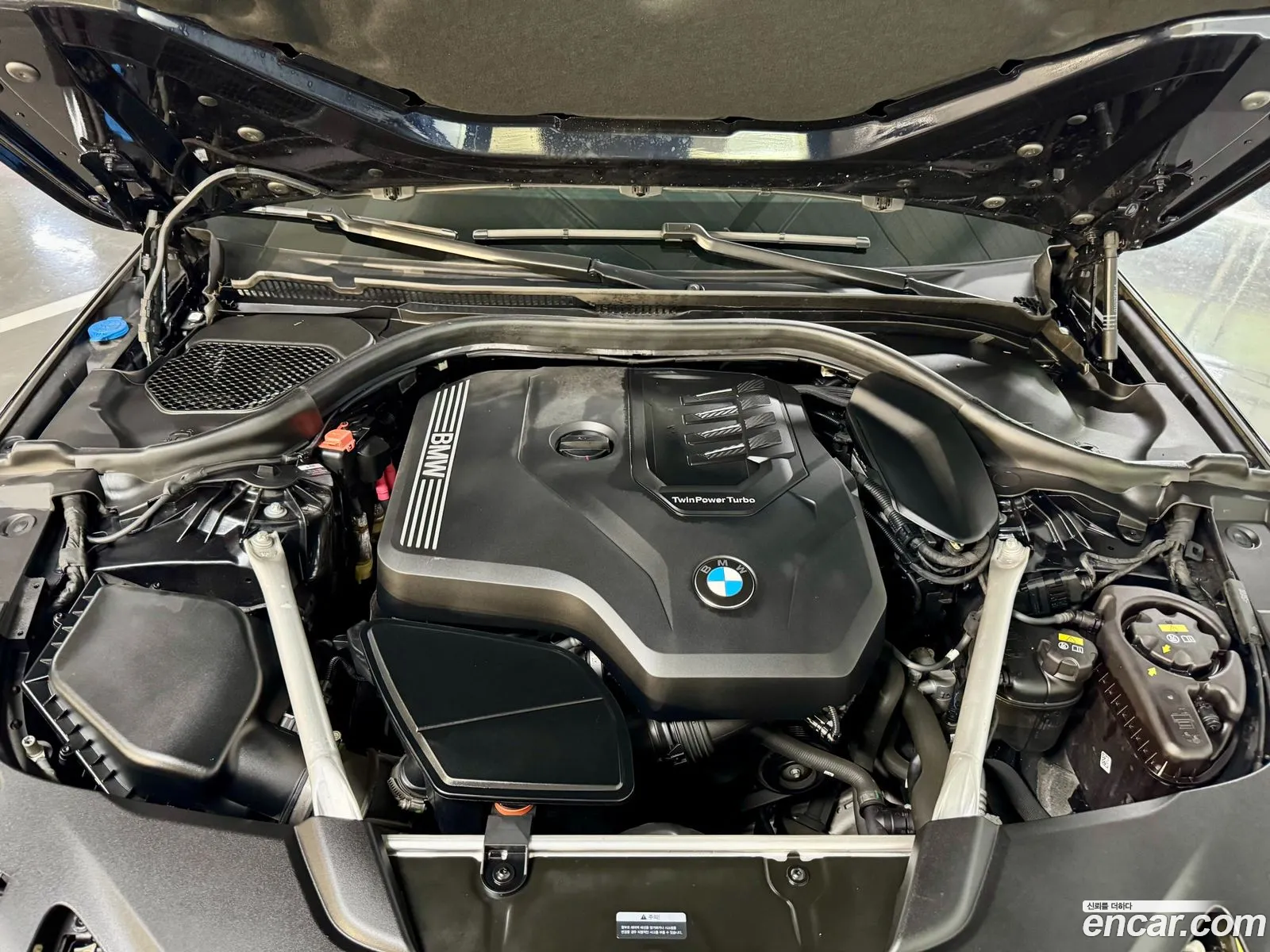 BMW 5 Series 2021 — 13