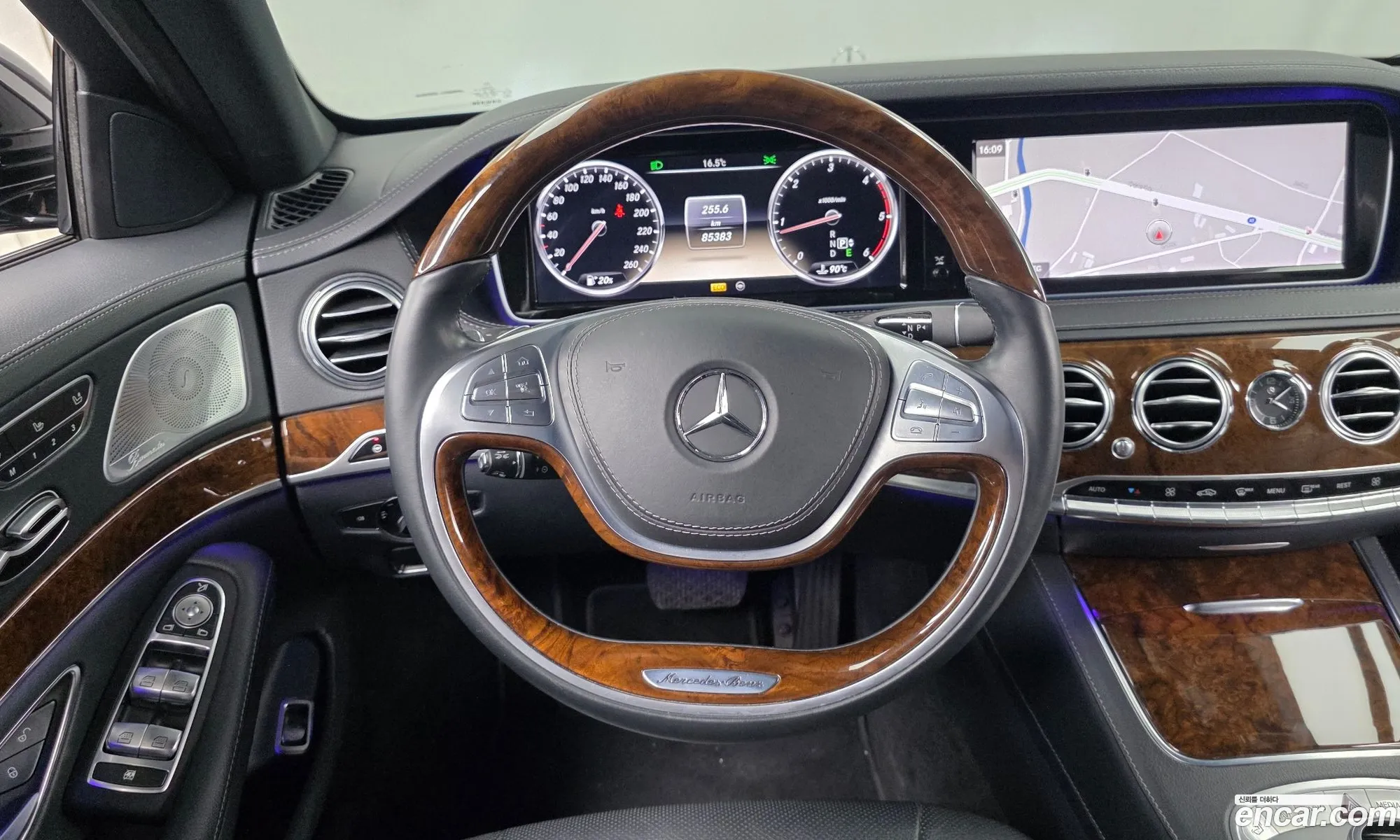 Mercedes-Benz S-Class W222 2014 — 9