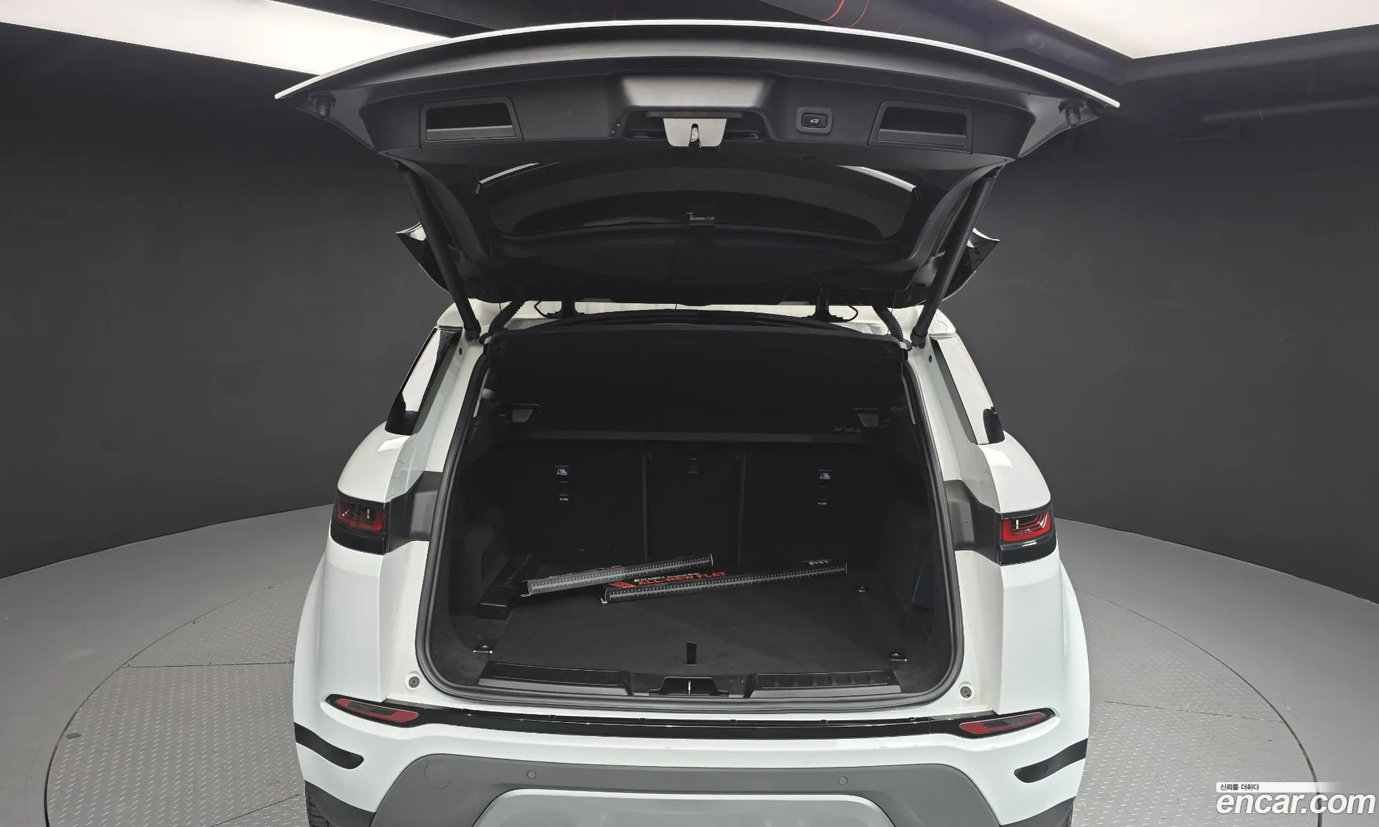 Land Rover Range Rover Evoque 2020 — 30