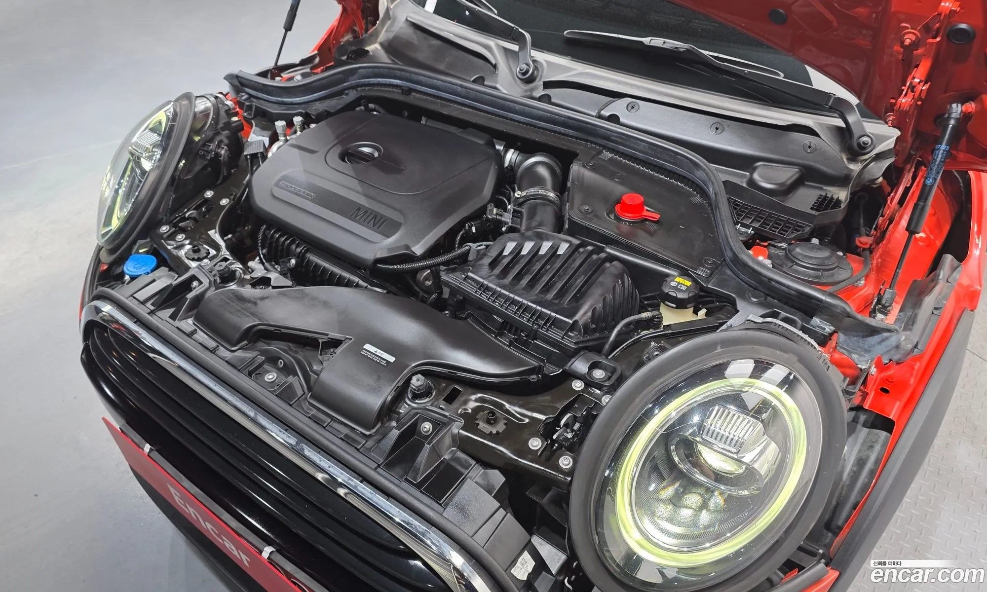 Mini Cooper 2021 WMWXV7102M2N42571 — 5