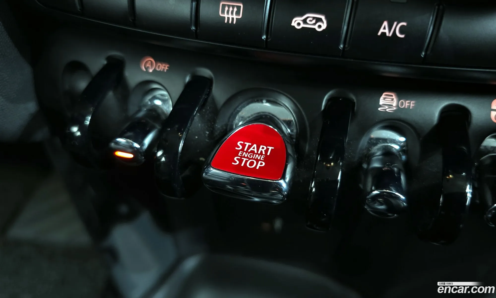Mini Cooper 2021 WMWXV7102M2N42571 — 16